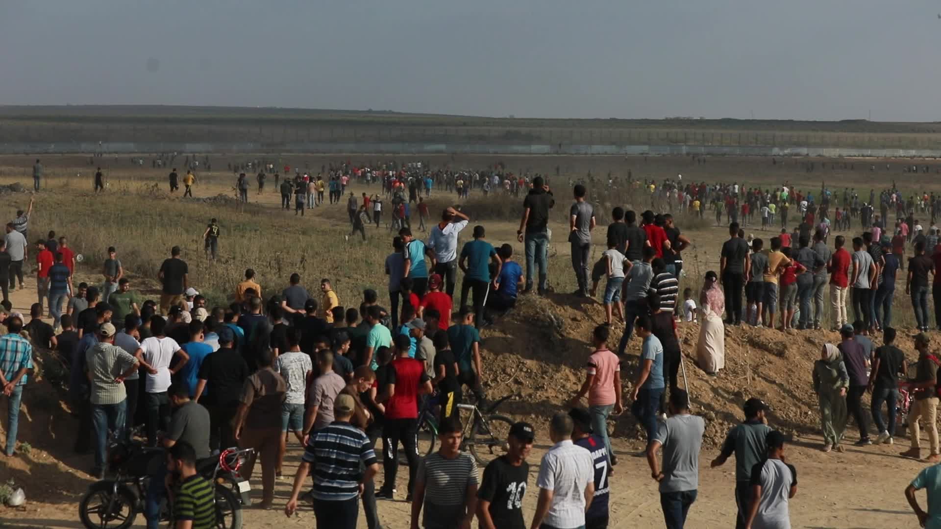 Palestinians hold anti-Israel protest at Gaza border