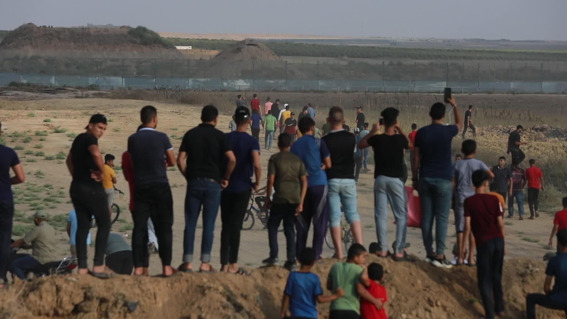Palestinians hold anti-Israel protest at Gaza border