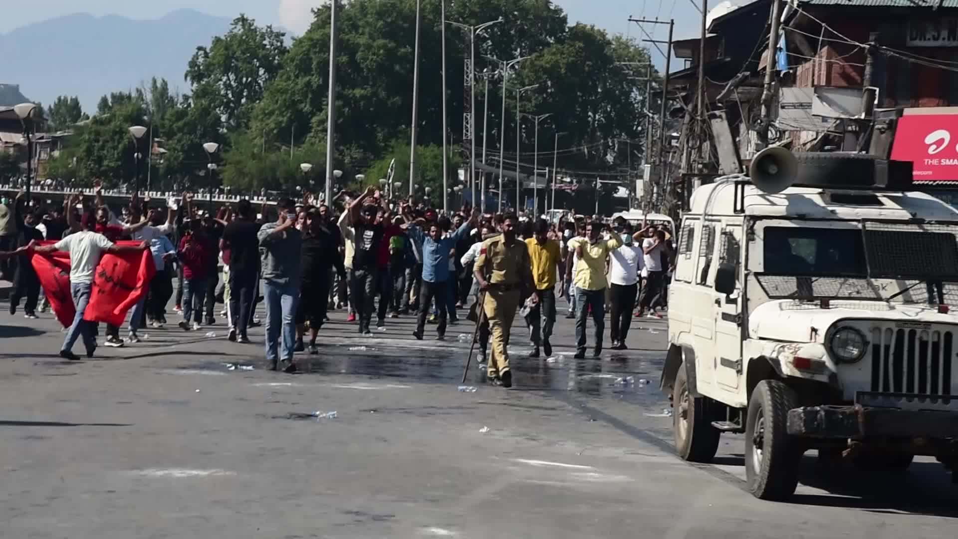Clashes on the day of muharram procession in Kashmir