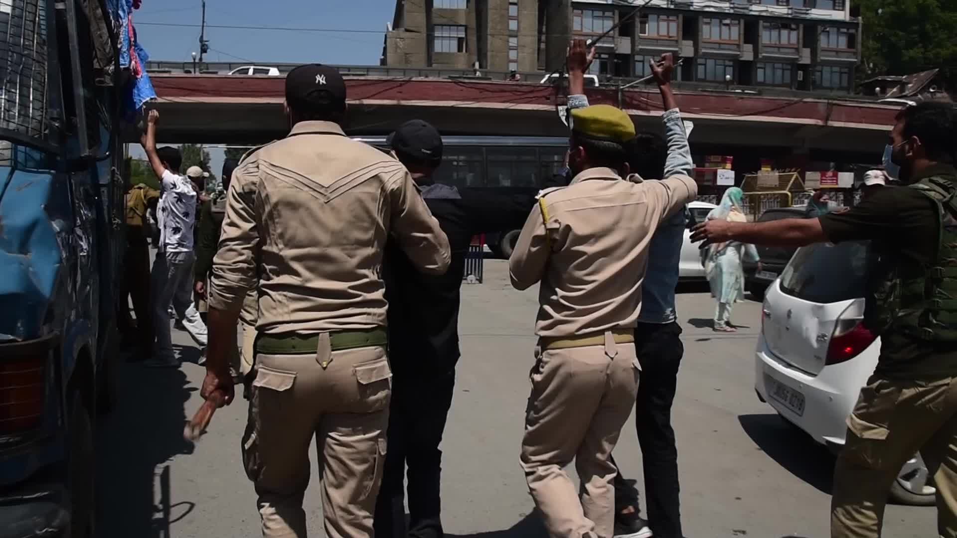 Clashes on the day of muharram procession in Kashmir