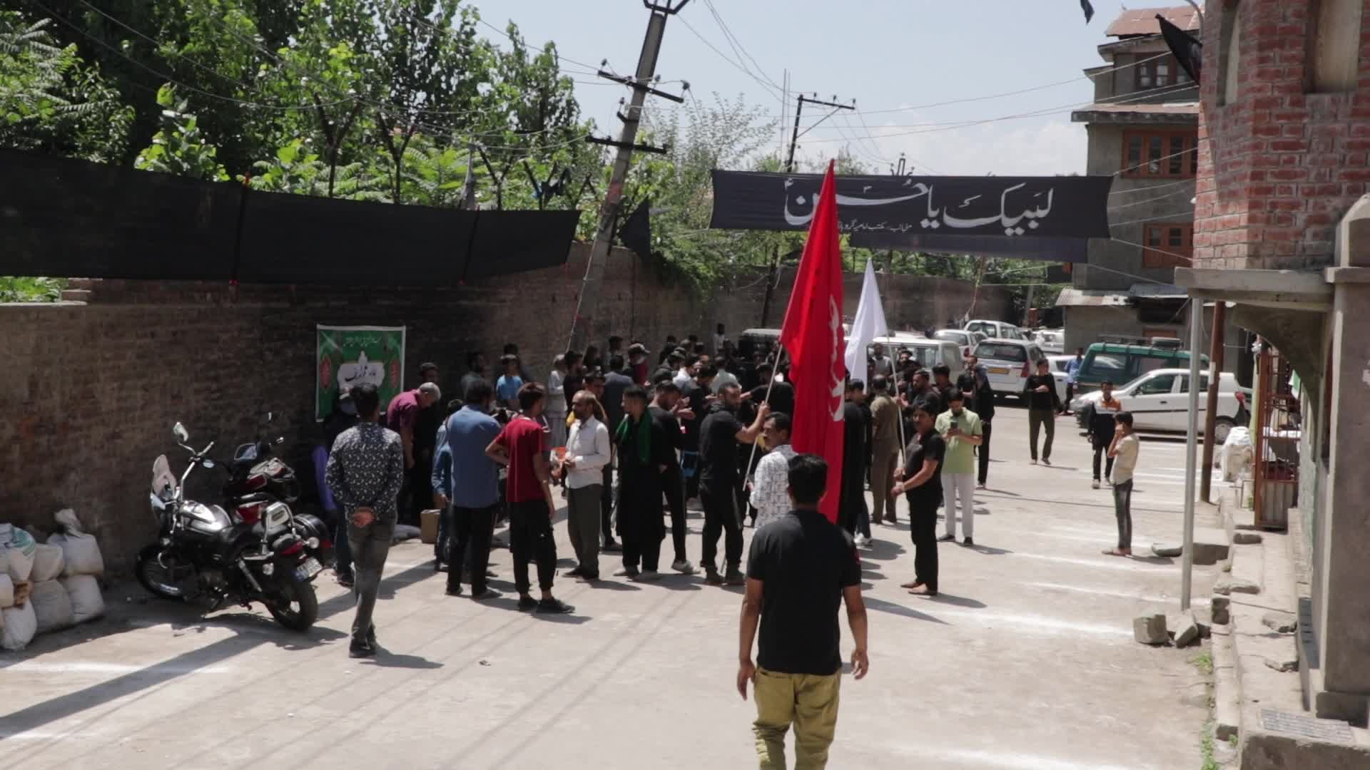 Security forces crackdown on Muharram procession in Indian Kashmir