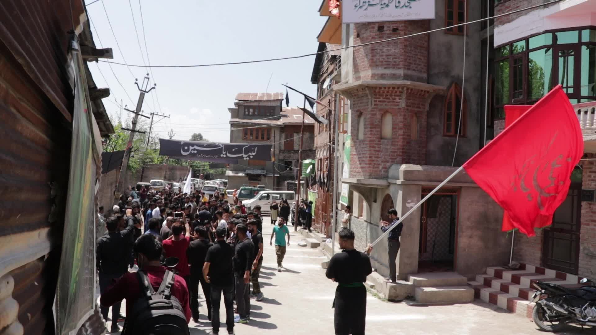 Security forces crackdown on Muharram procession in Indian Kashmir