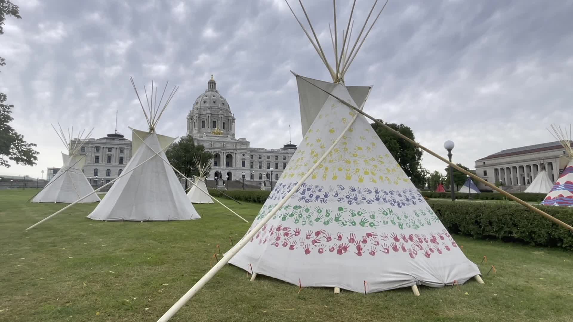 Tipis at Minnesota State Capitol 