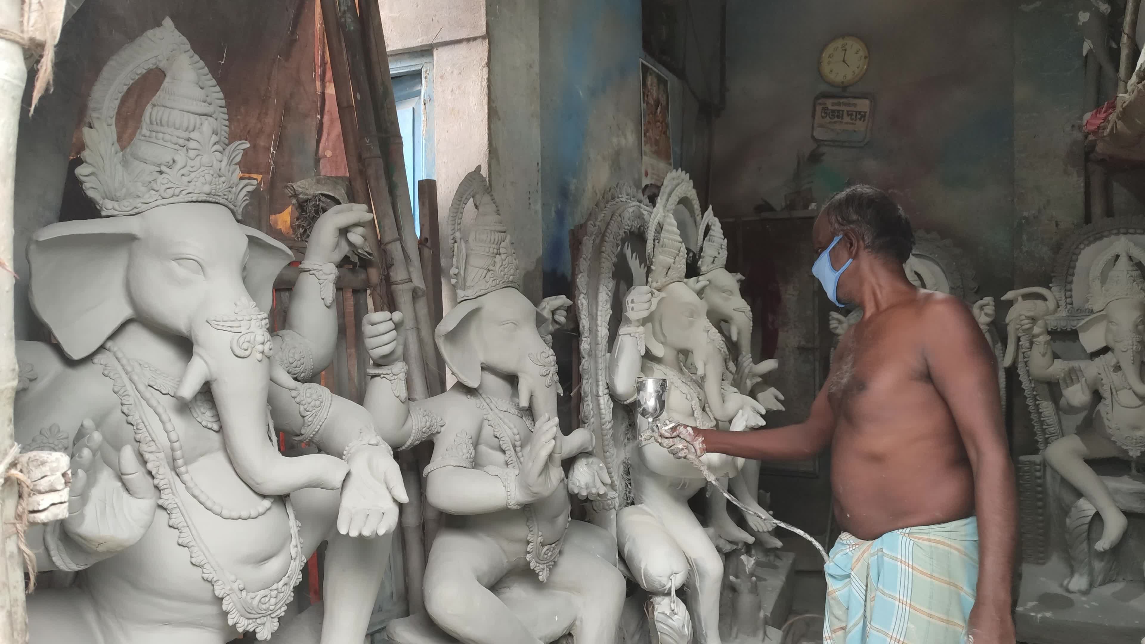 Preparation Of Ganesh Chaturthi In Kolkata