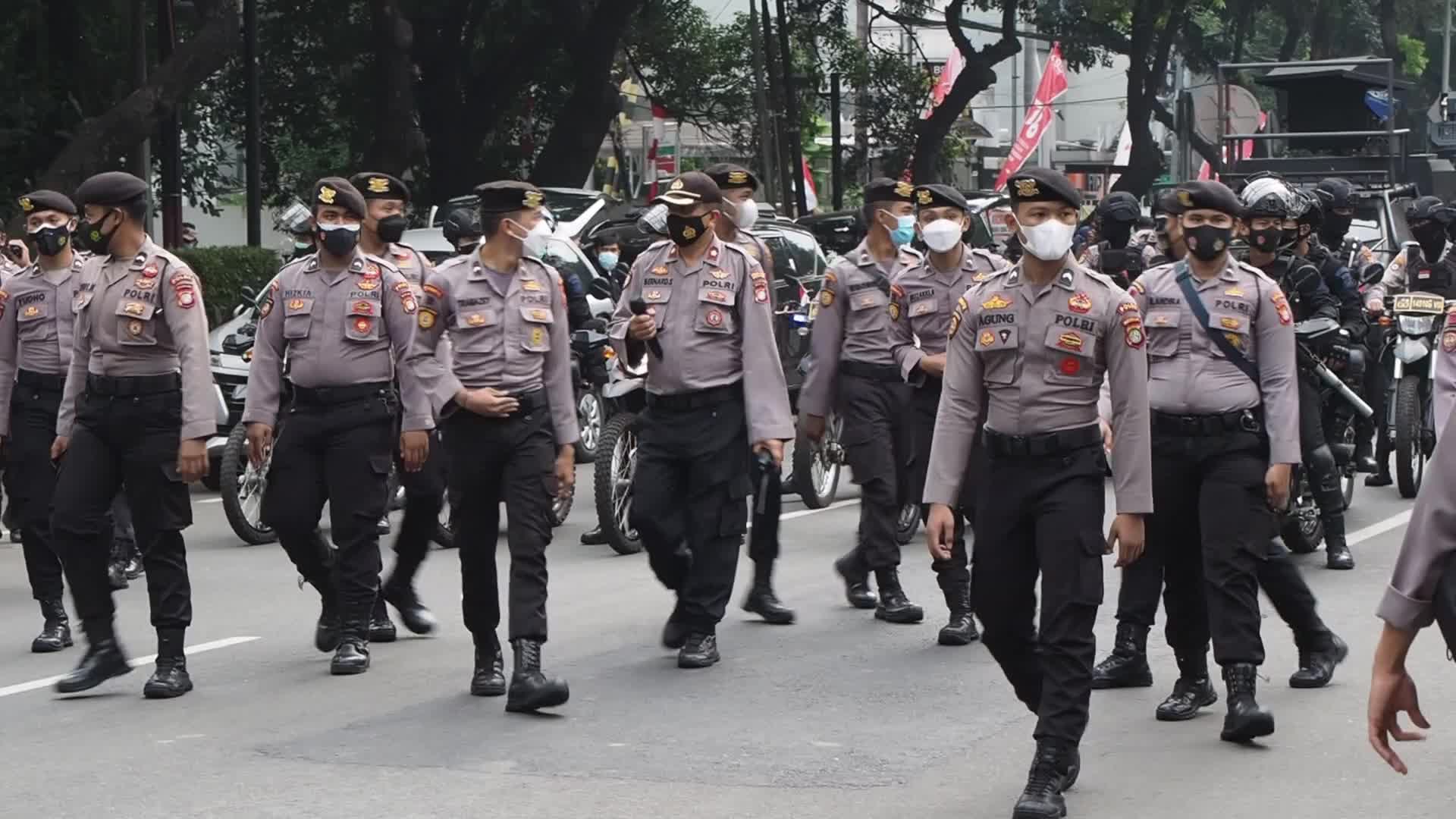 Hundreds of Afghan Refugees Protest in Jakarta