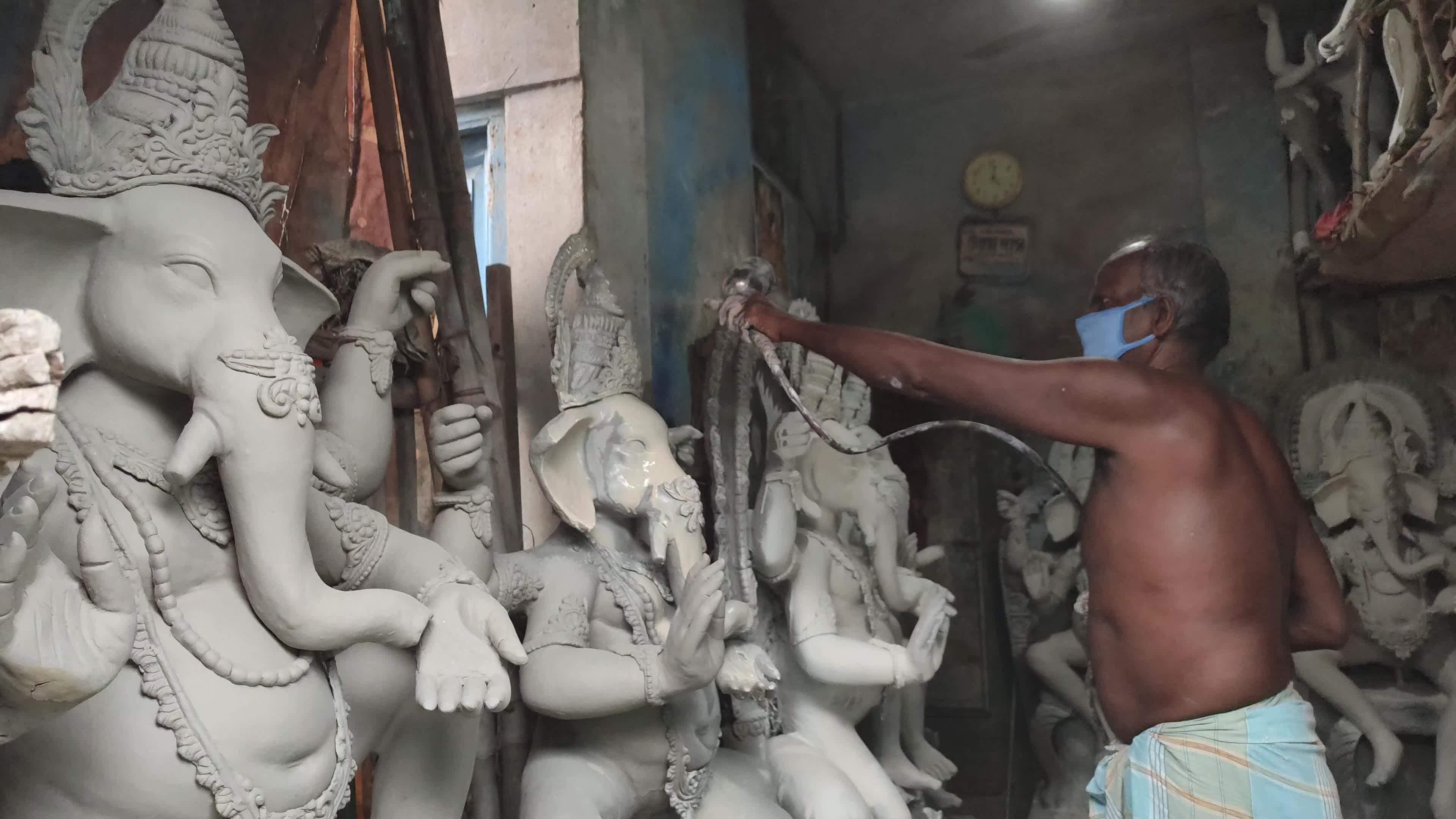 Preparation Of Ganesh Chaturthi In Kolkata