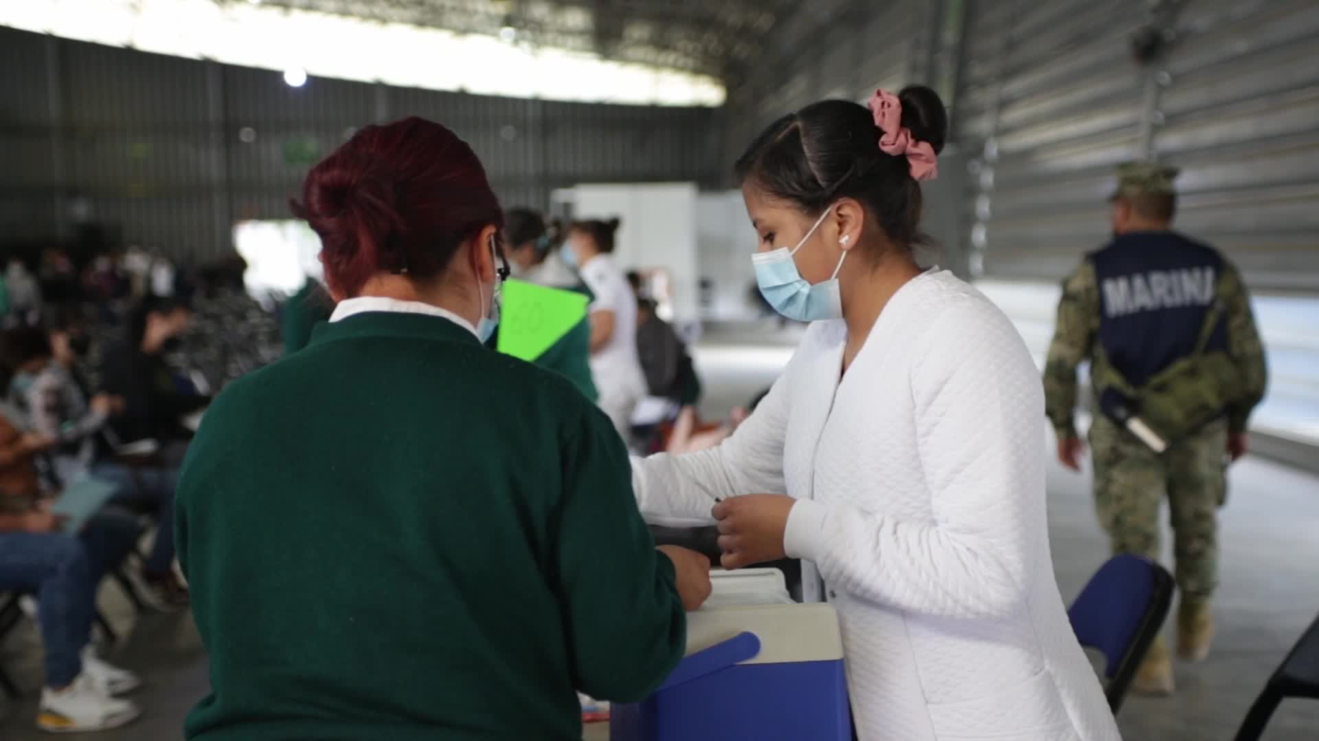 Second dose against COVID-19 for people aged 18 to 29 at Iztacalco