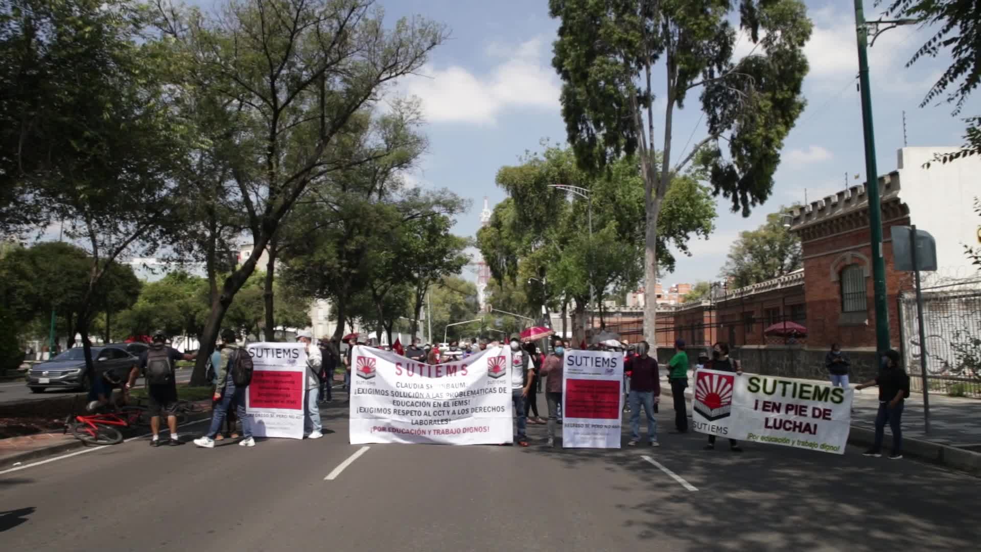 Workers demand budget for the face-to-face classes return