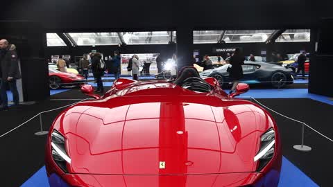 2019 Concept-cars Exhibition And Automobile Design In Paris