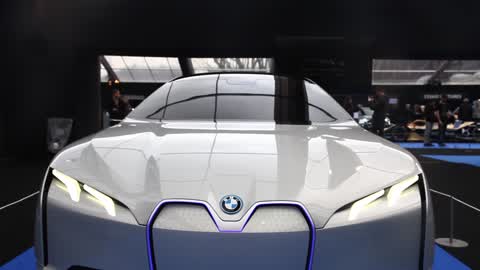 2019 Concept-cars Exhibition And Automobile Design In Paris