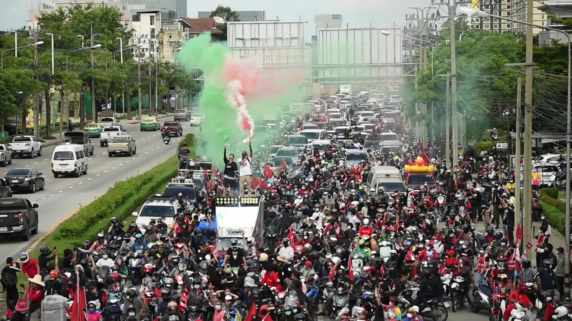 Anti-Government Car Mob Rally Calling in Bangkok