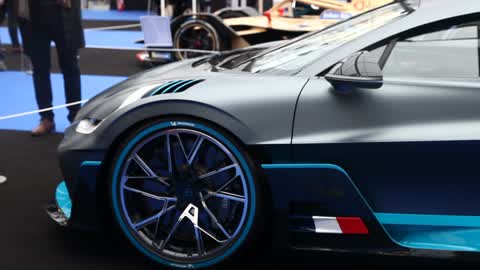 2019 Concept-cars Exhibition And Automobile Design In Paris