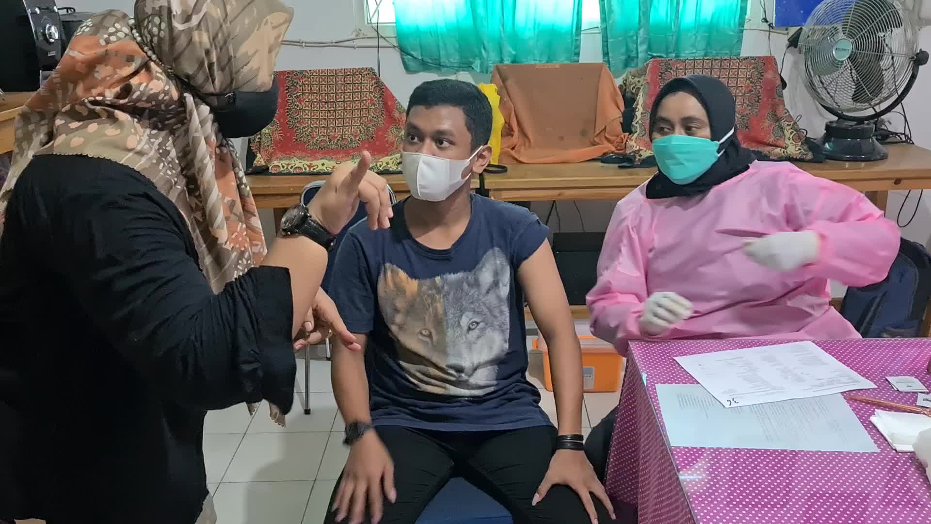 Coronavirus vaccination for children in Indonesia