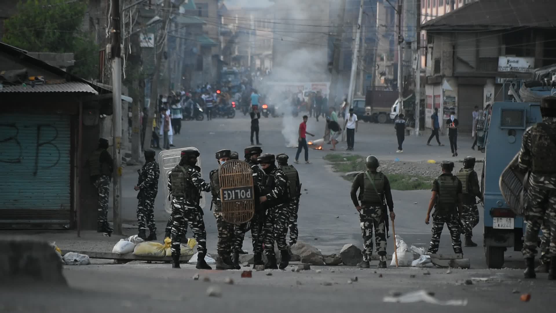 Clashes In Kashmir After The Death Of Senior Pro-Freedom Leader Syed Ali Shah Geelani