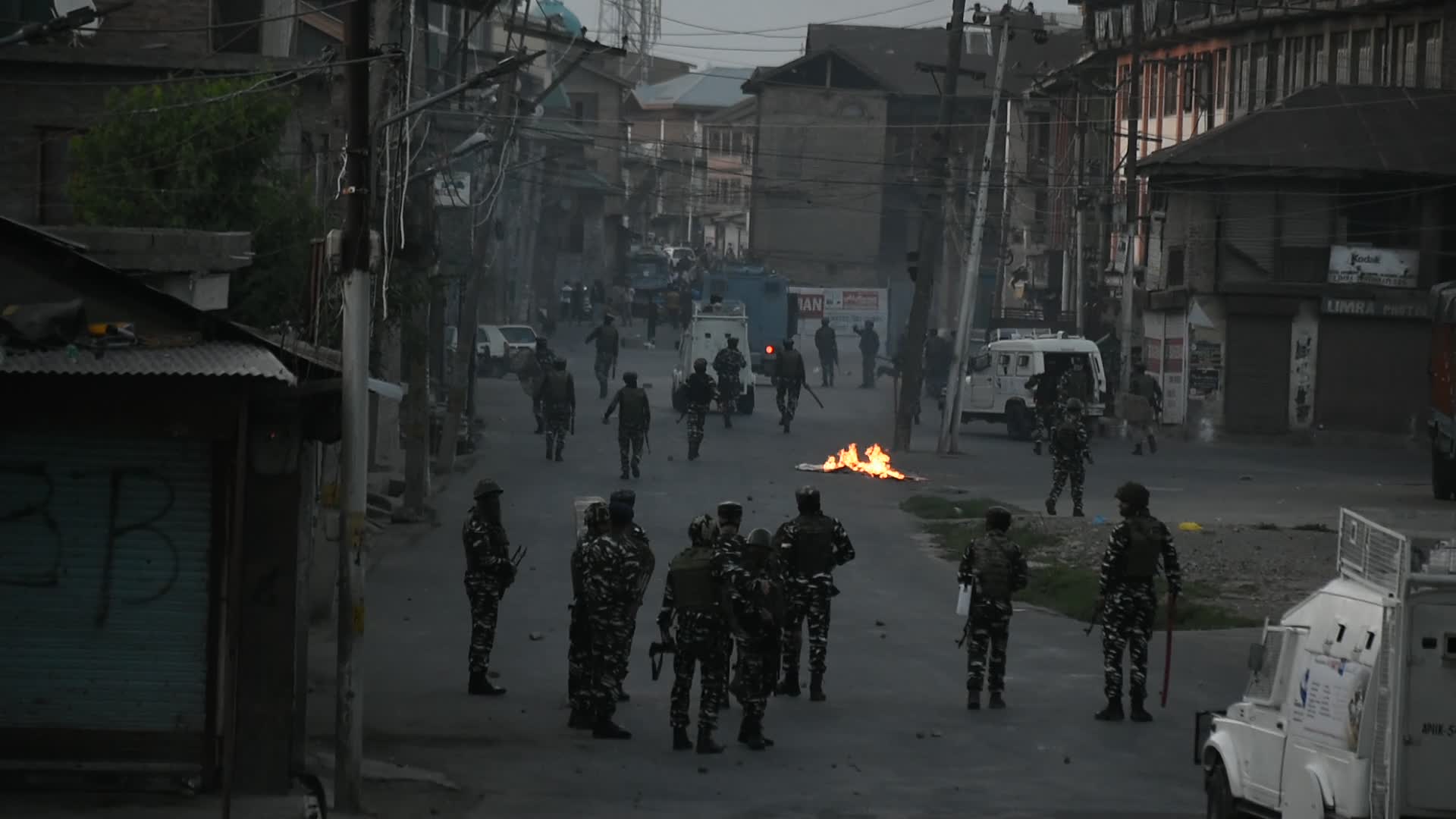 Clashes In Kashmir After The Death Of Senior Pro-Freedom Leader Syed Ali Shah Geelani