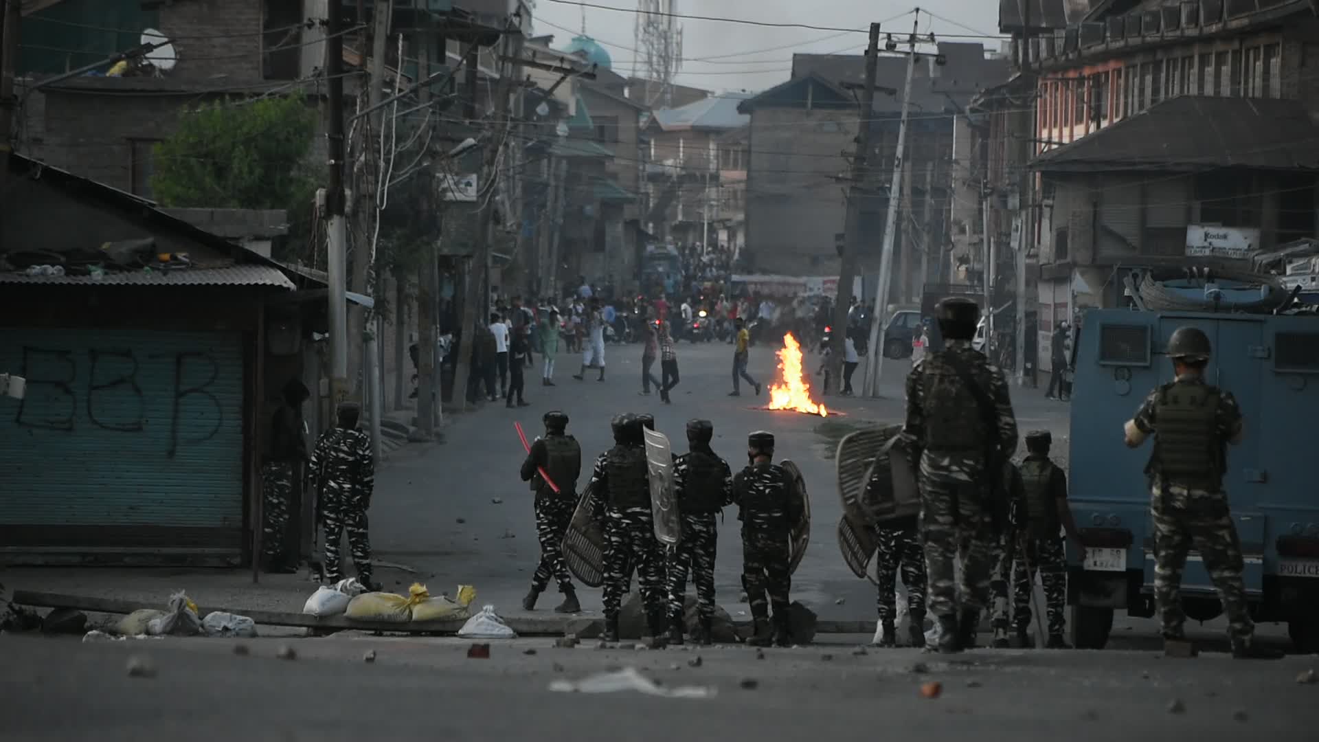 Clashes In Kashmir After The Death Of Senior Pro-Freedom Leader Syed Ali Shah Geelani
