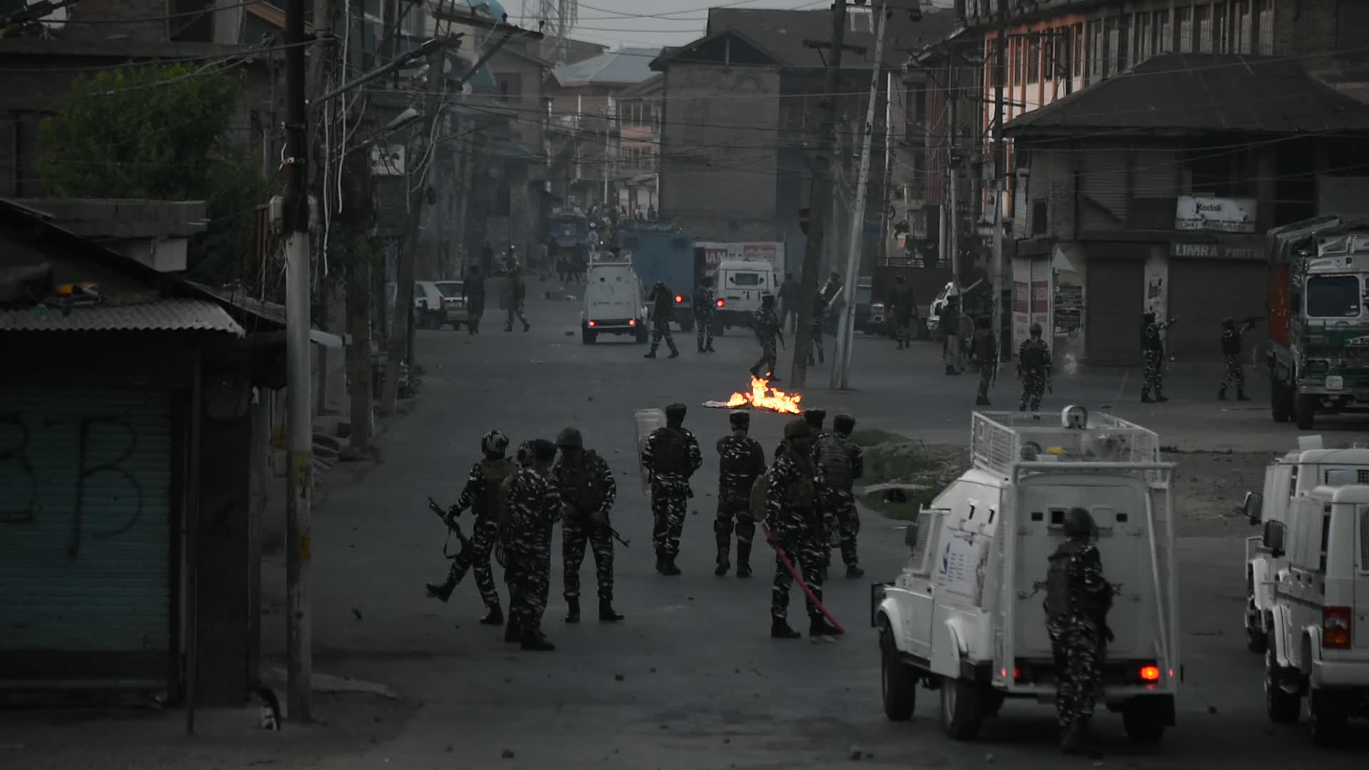 Clashes In Kashmir After The Death Of Senior Pro-Freedom Leader Syed Ali Shah Geelani