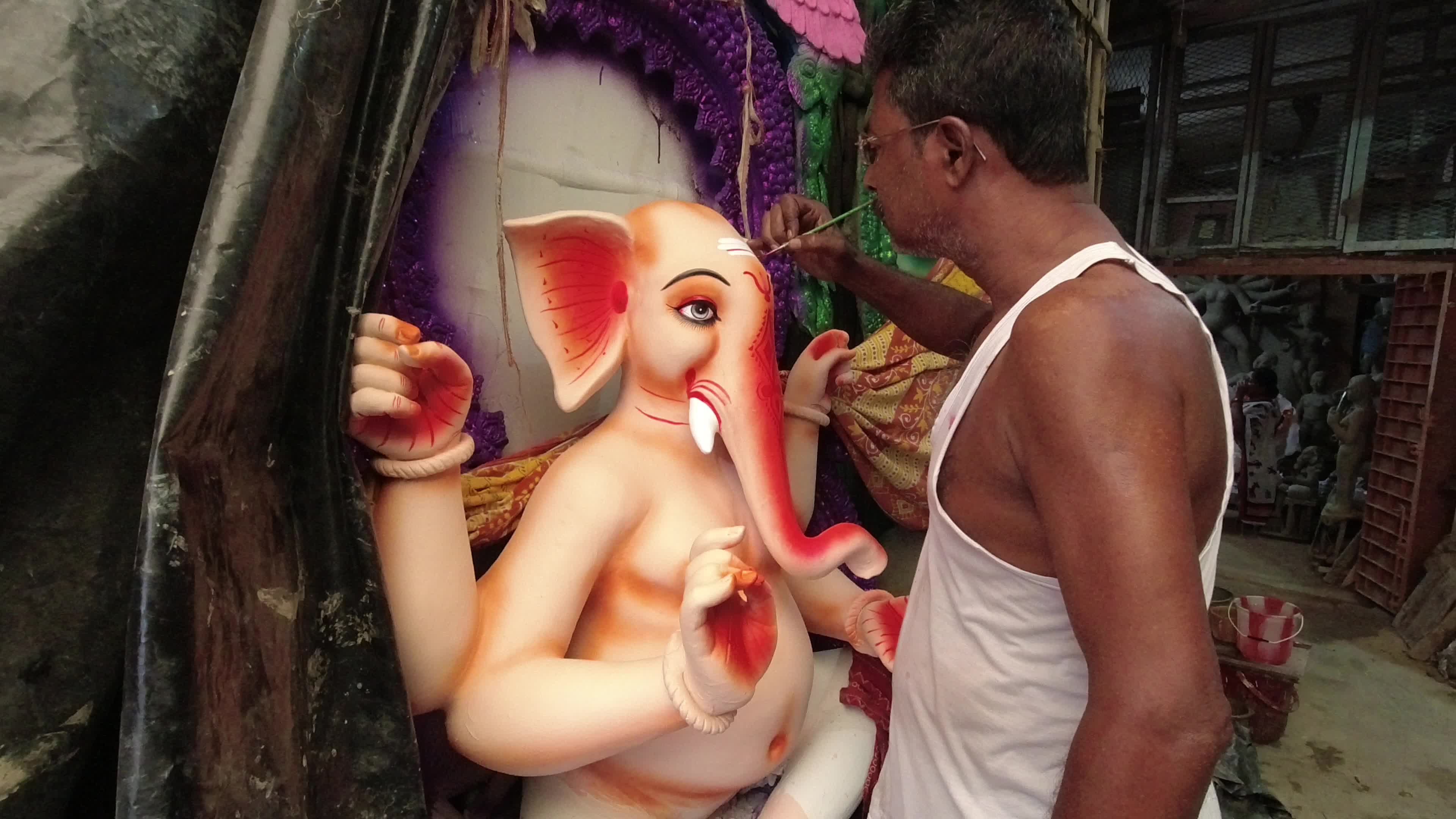 Ganesh Chaturthi preparation in Kolkata