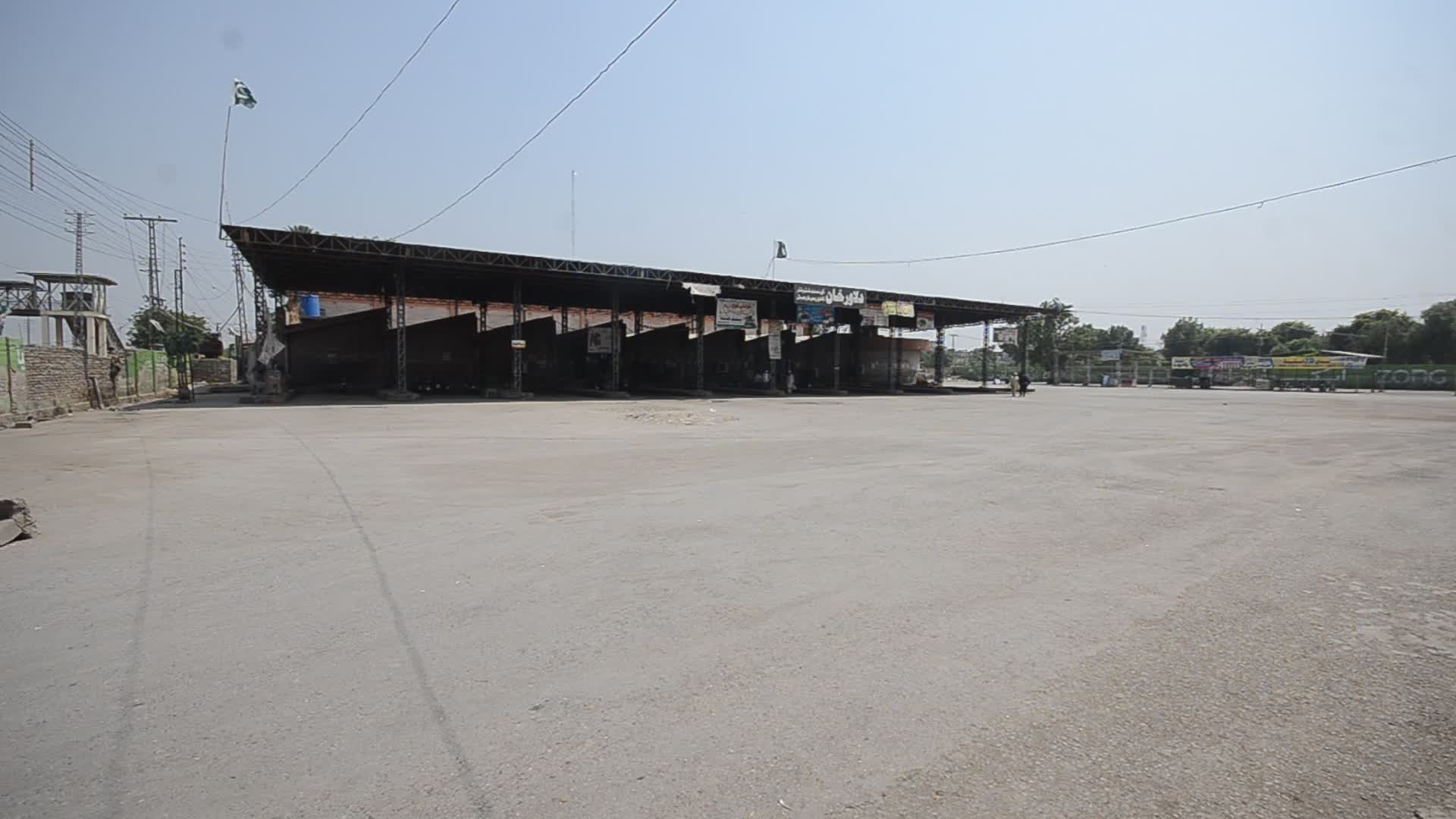Bans Inter-district Transport Service To Contain Spread Of Coronavirus in Peshawar 