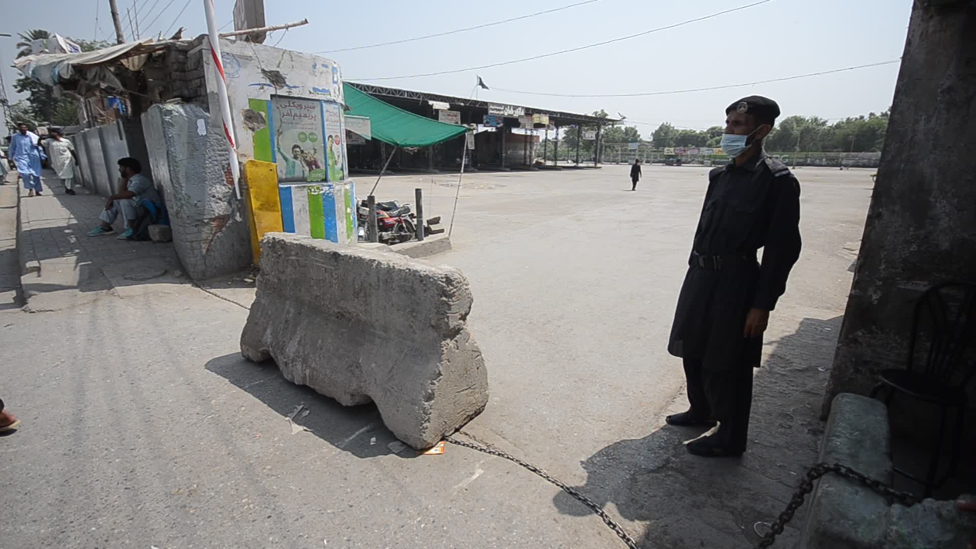 Bans Inter-district Transport Service To Contain Spread Of Coronavirus in Peshawar 