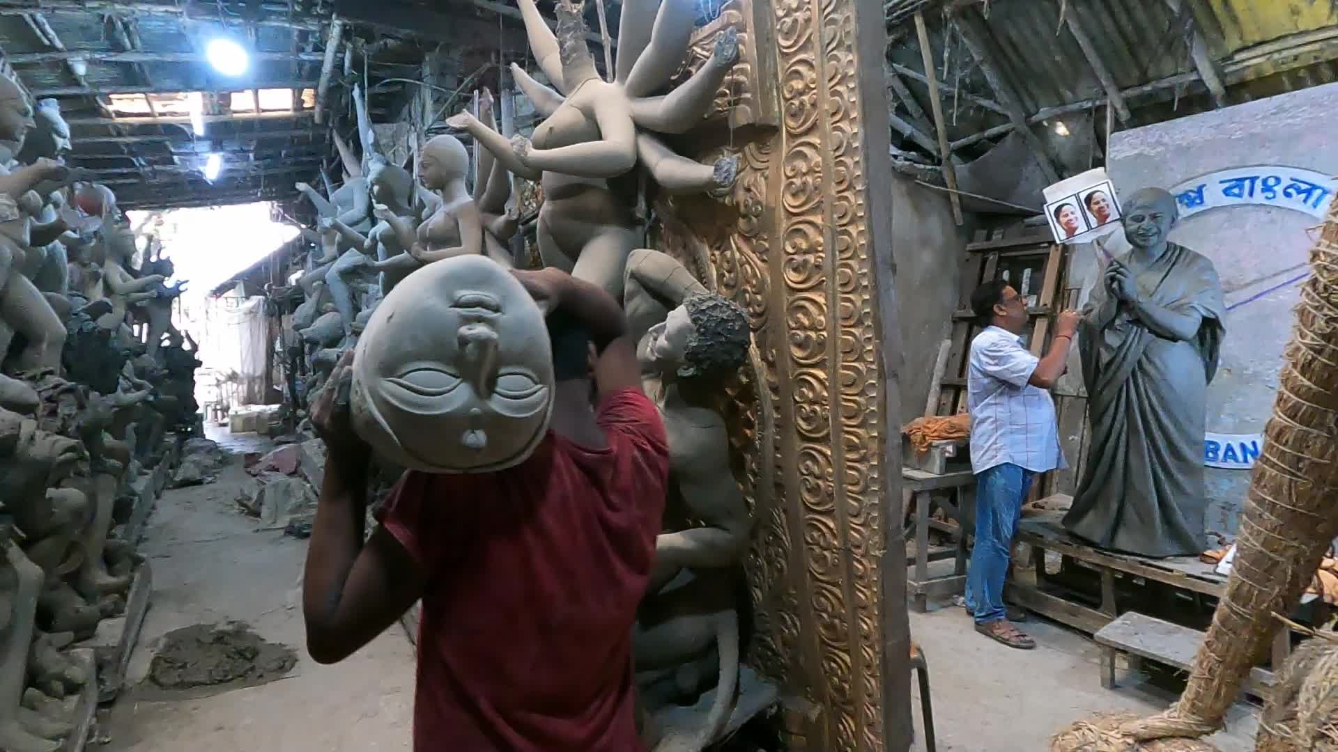 Fiberglass Idol Of West Bengal Chief Minister Mamata Banerejee At Durga Puja Pandal