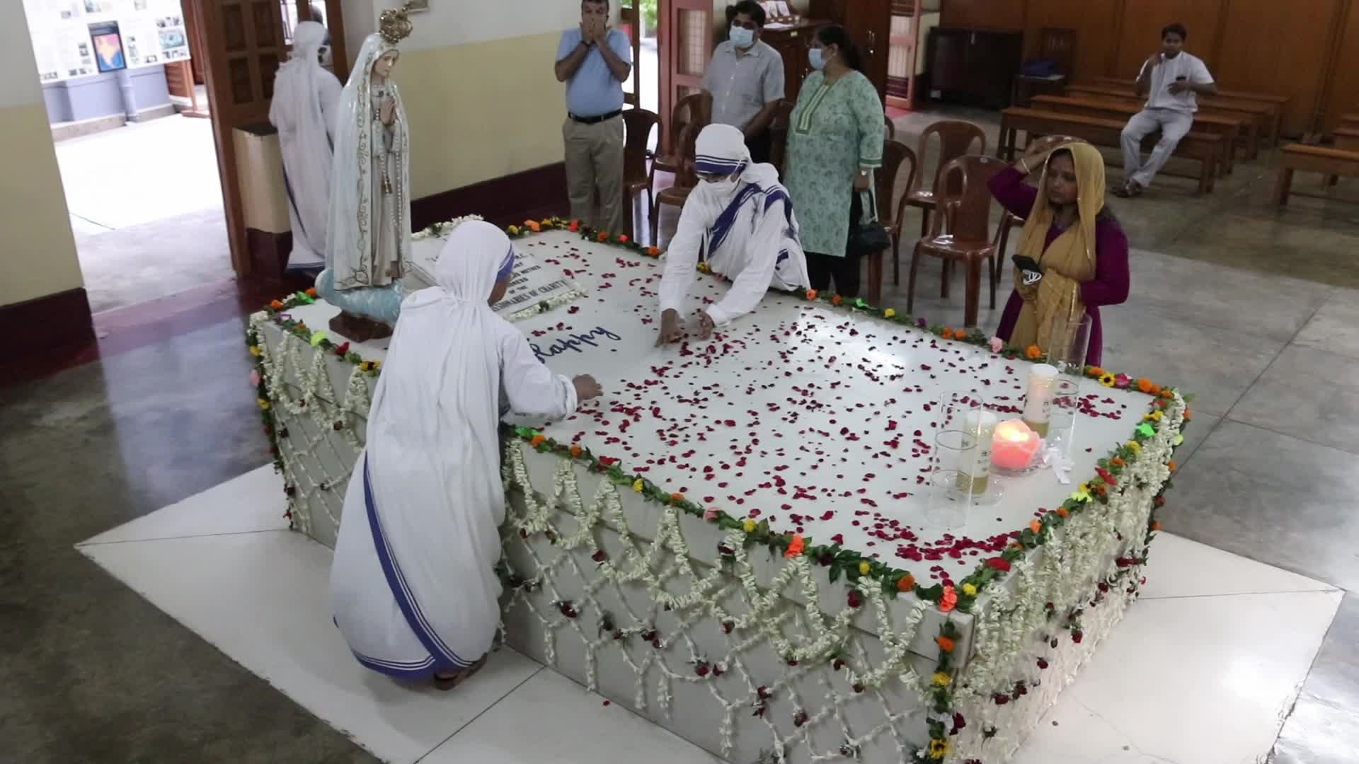 Saint Teresa Anniversary Celebration in India 