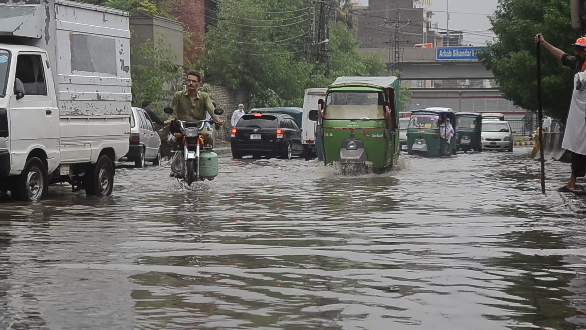 Heavy rains in Peshawar