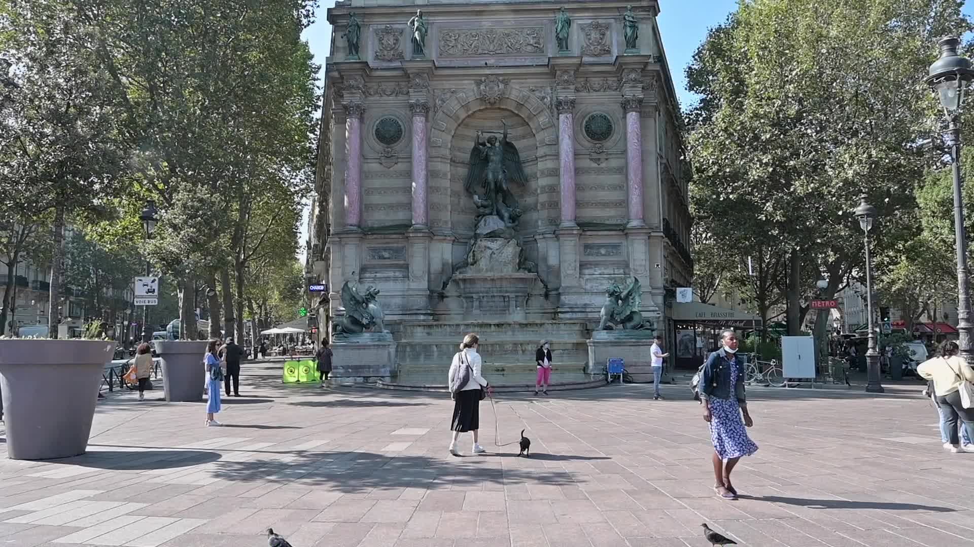 Daily Life In Paris, France
