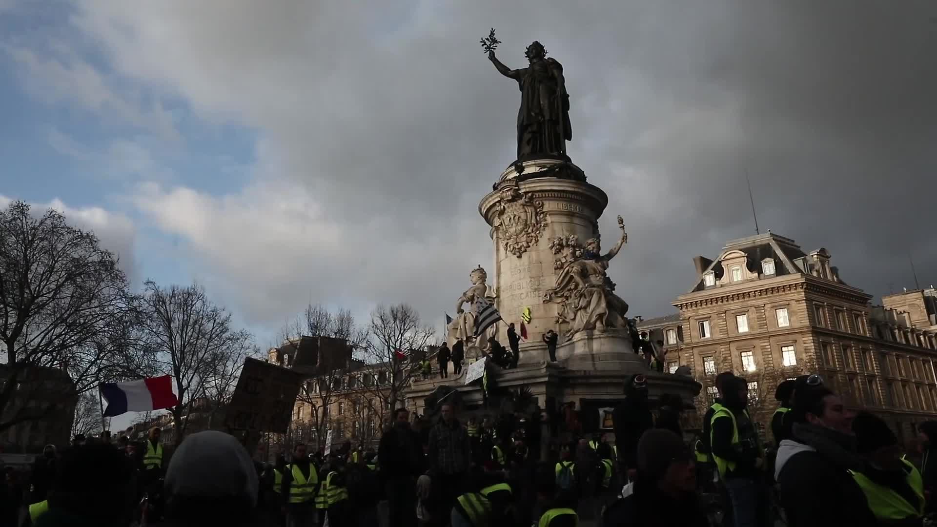 "Yellow Vests" Protest In Paris