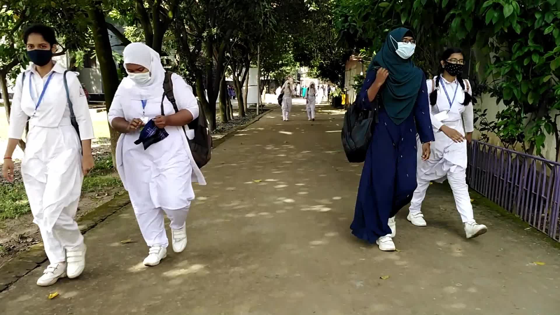 Bangladesh Schools Reopen After 18-Month COVID Shutdown