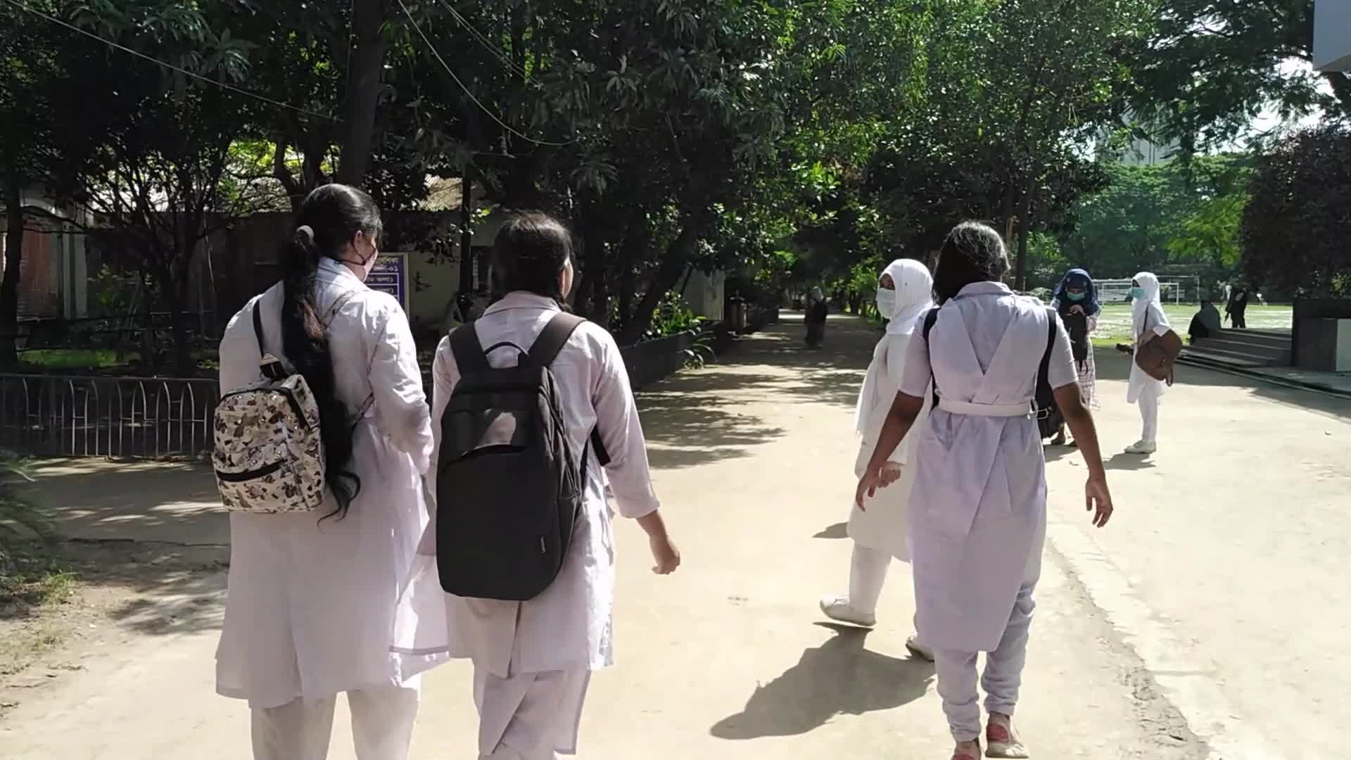 Bangladesh Schools Reopen After 18-Month COVID Shutdown