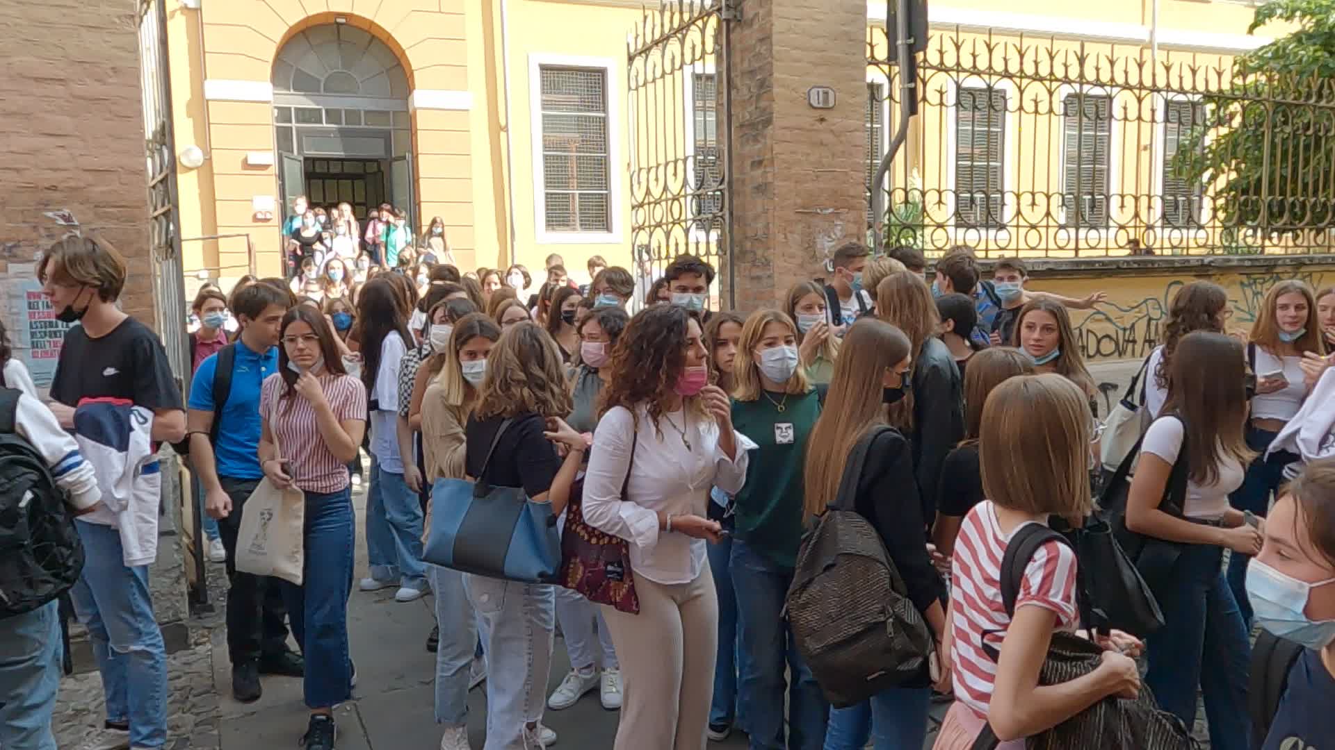 Gatherings of students from the Tito Livio high school in Padua on leaving school.