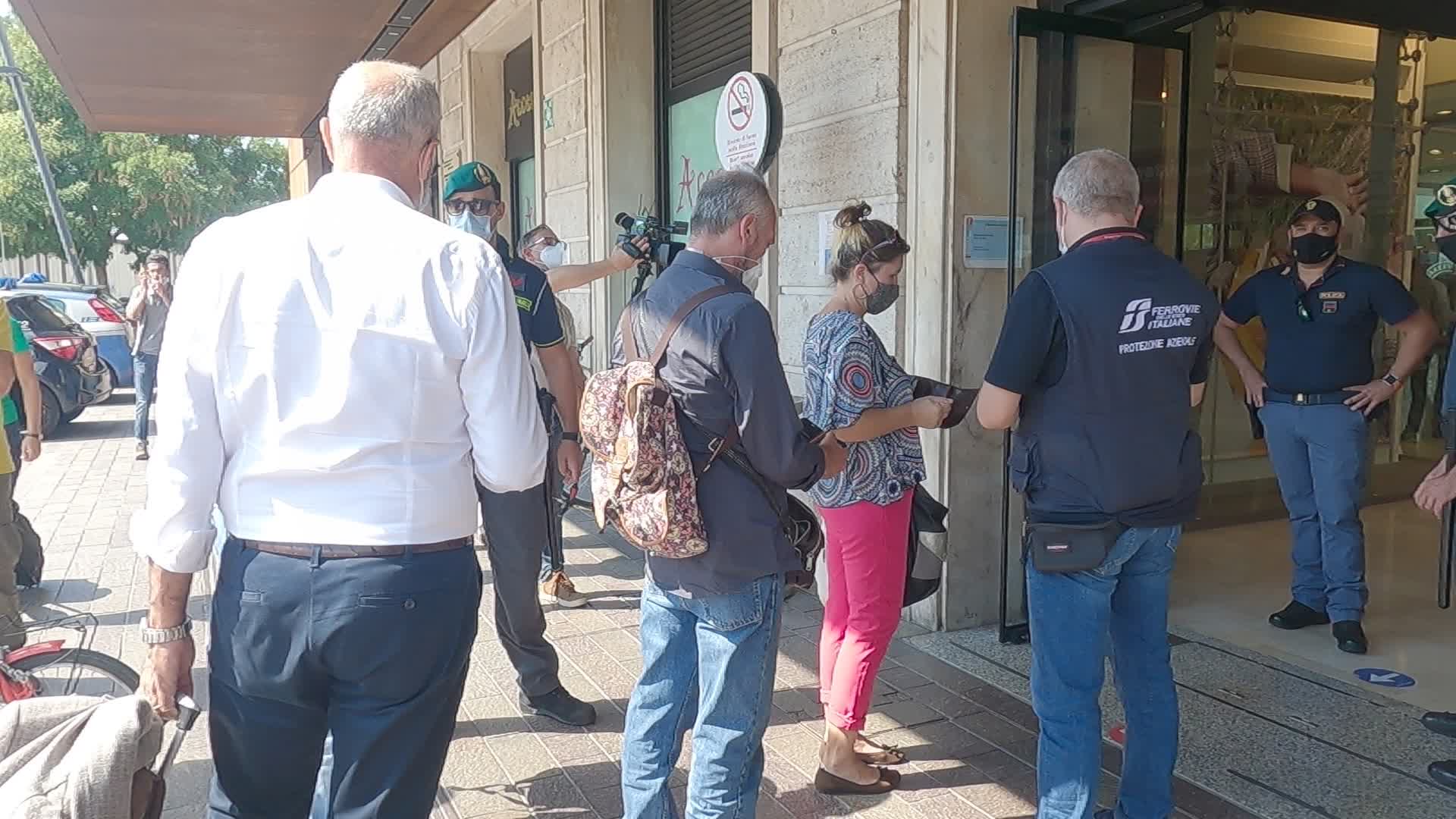 Checks on the GreenPass (Health Pass) at the entrance to Padua Station