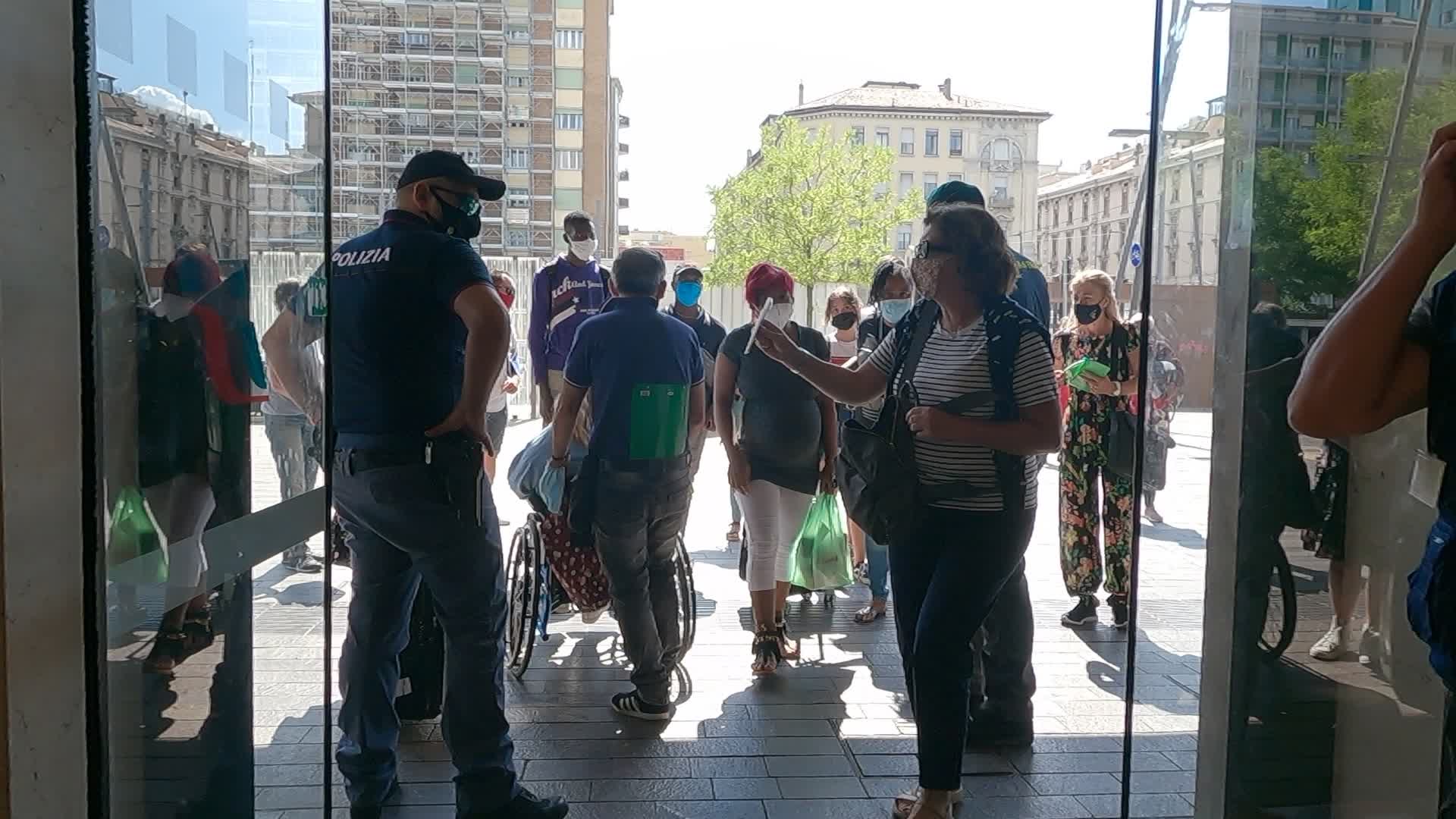 Checks on the GreenPass (Health Pass) at the entrance to Padua Station