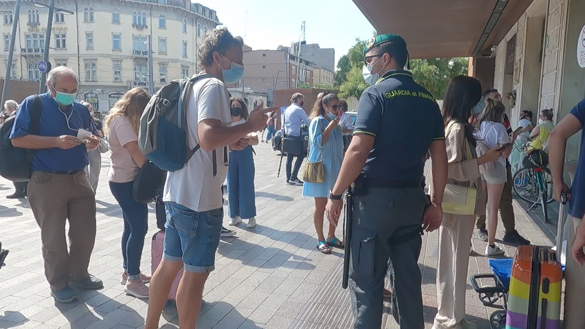 Checks on the GreenPass (Health Pass) at the entrance to Padua Station