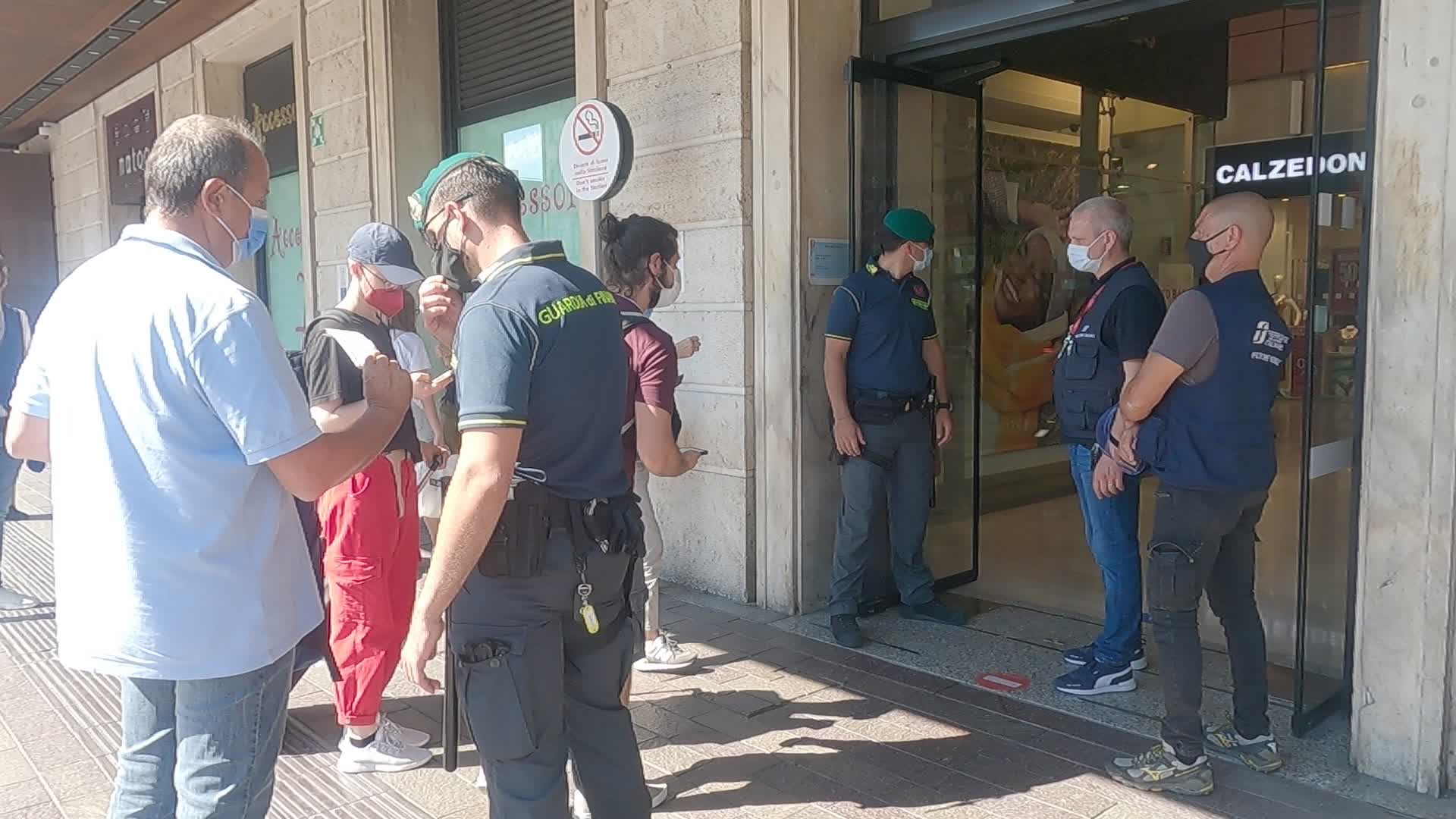 Checks on the GreenPass (Health Pass) at the entrance to Padua Station