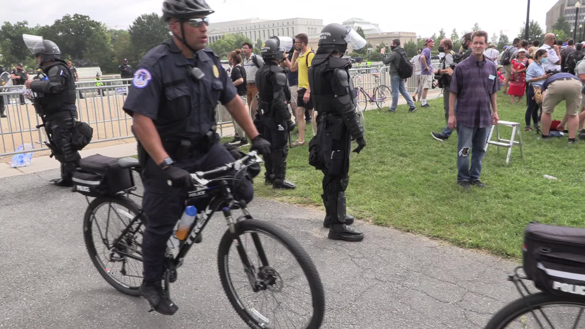 Capitol security during Justice for J6 rally