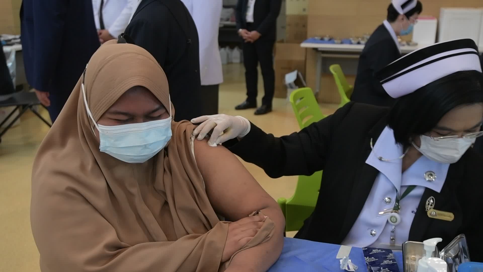 Thai Schoolchildren Started Vaccinated With Pfizer BioNtech Vaccine