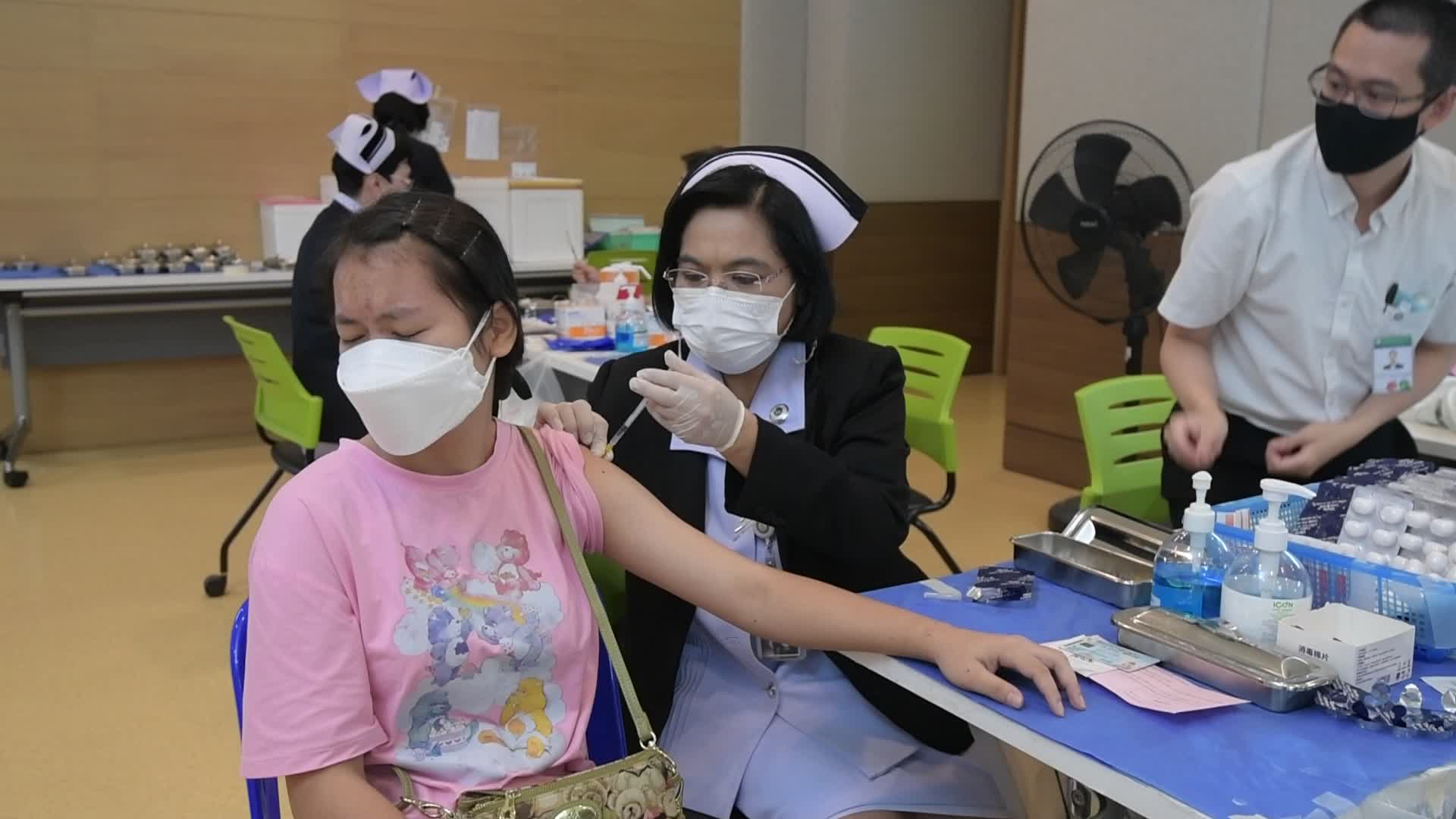 Thai Schoolchildren Started Vaccinated With Pfizer BioNtech Vaccine
