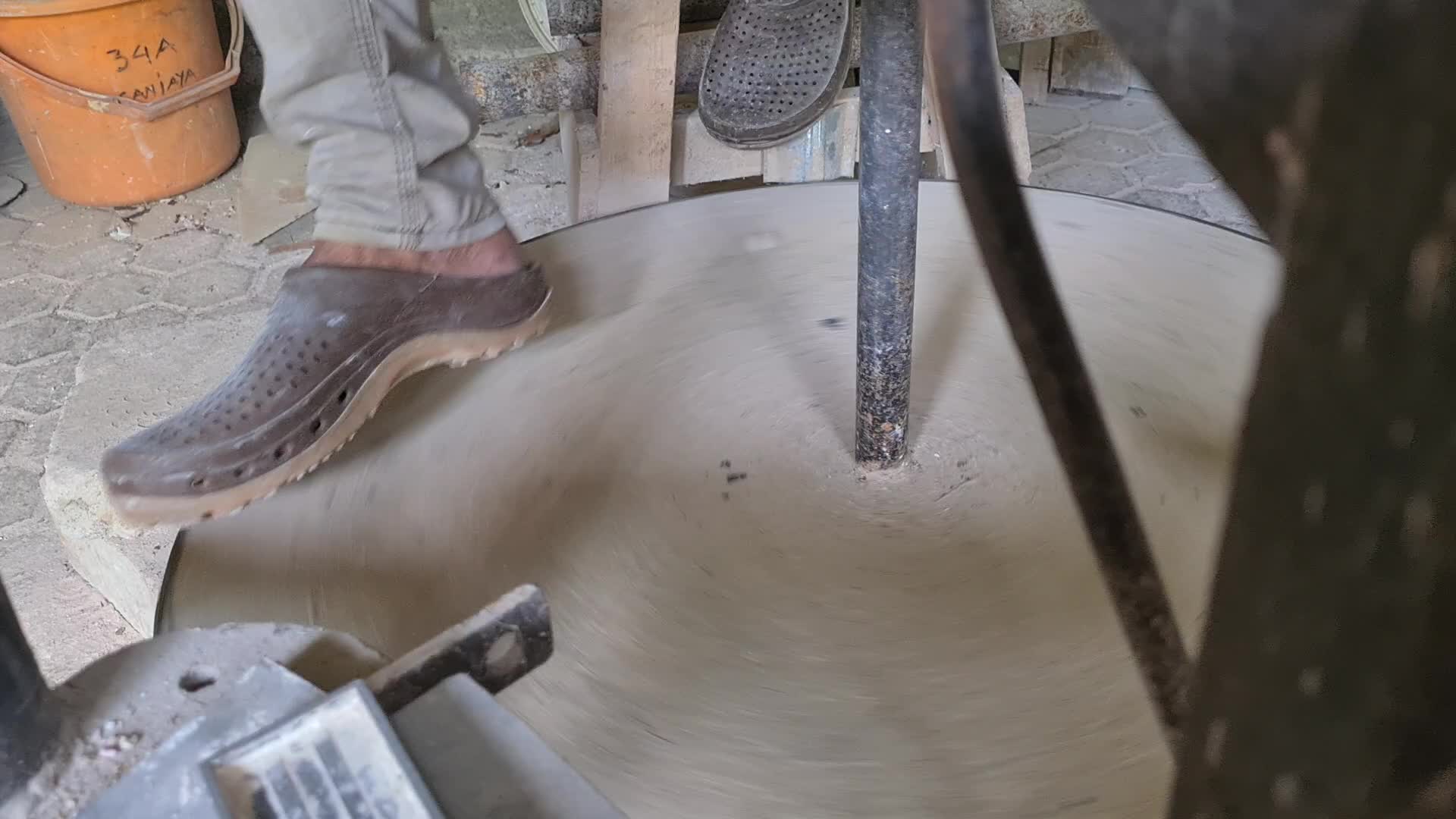 Ceramic crafts survive adapt to survive pandemic