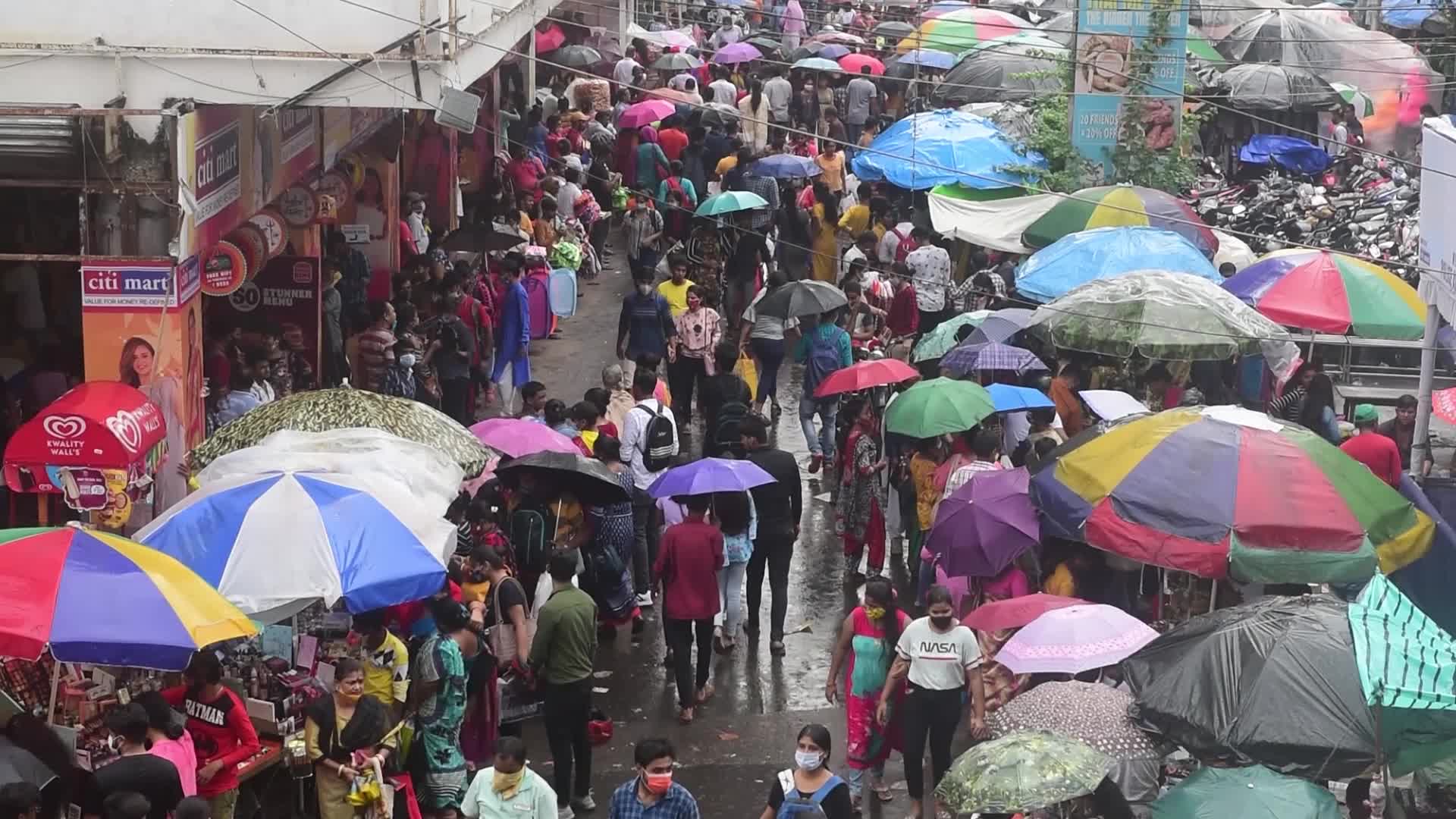 Daily life amid the Covid-19 pandemic in Kolkata, India