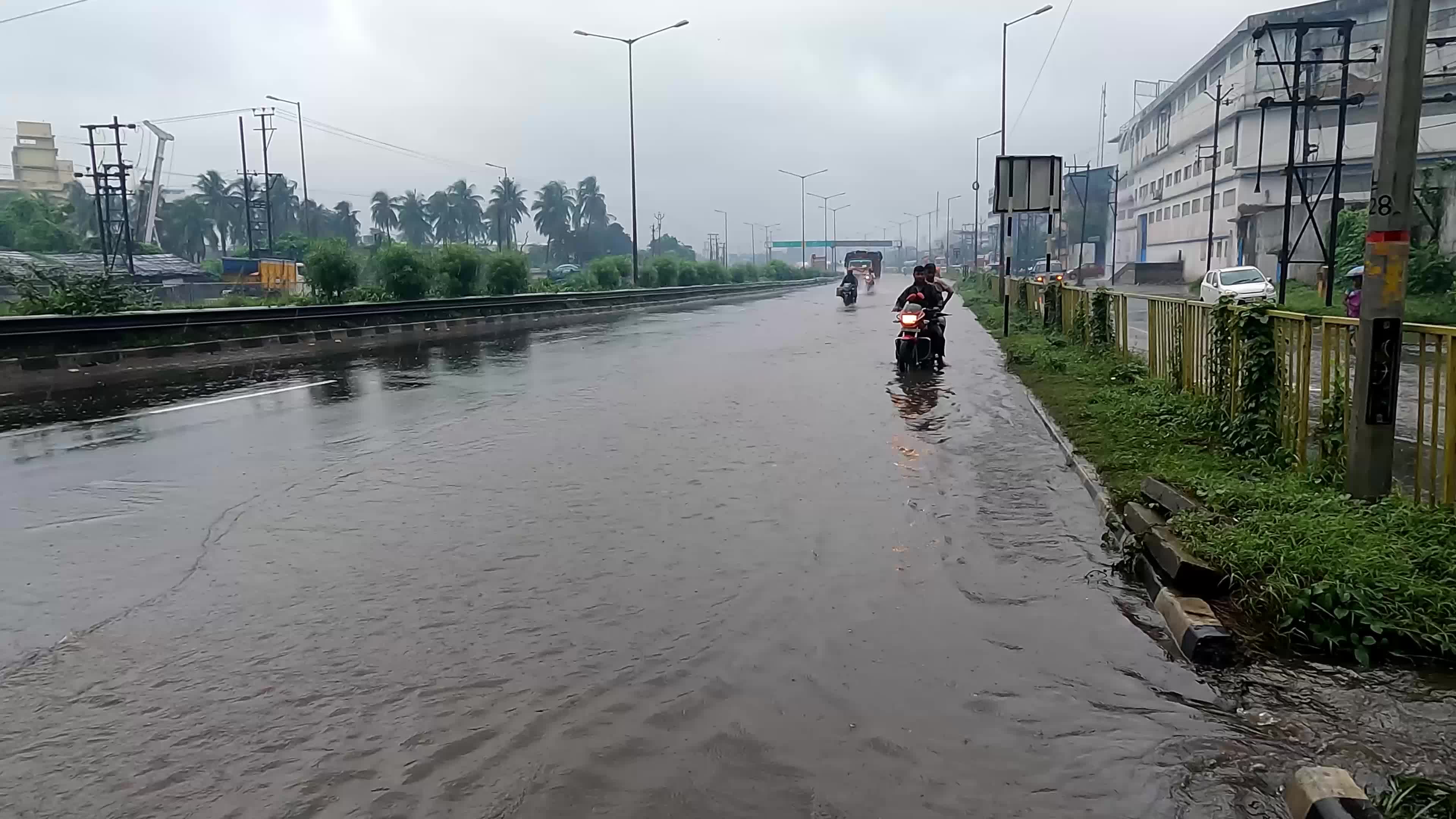 Rainfall in Kolkata, India
