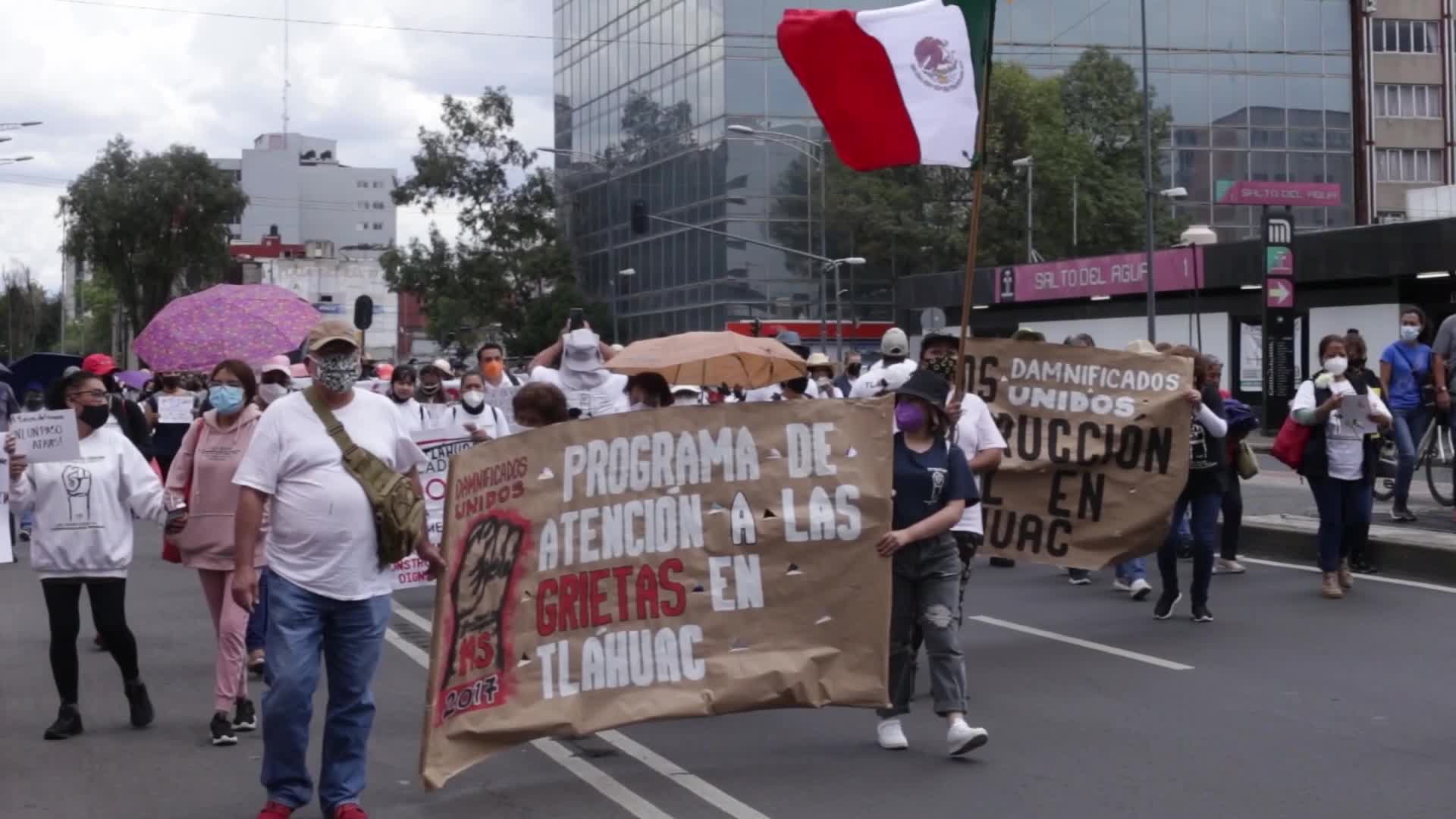 "Earthquake Victims Union" protest four years after the 2017 earthquake in Mexico 