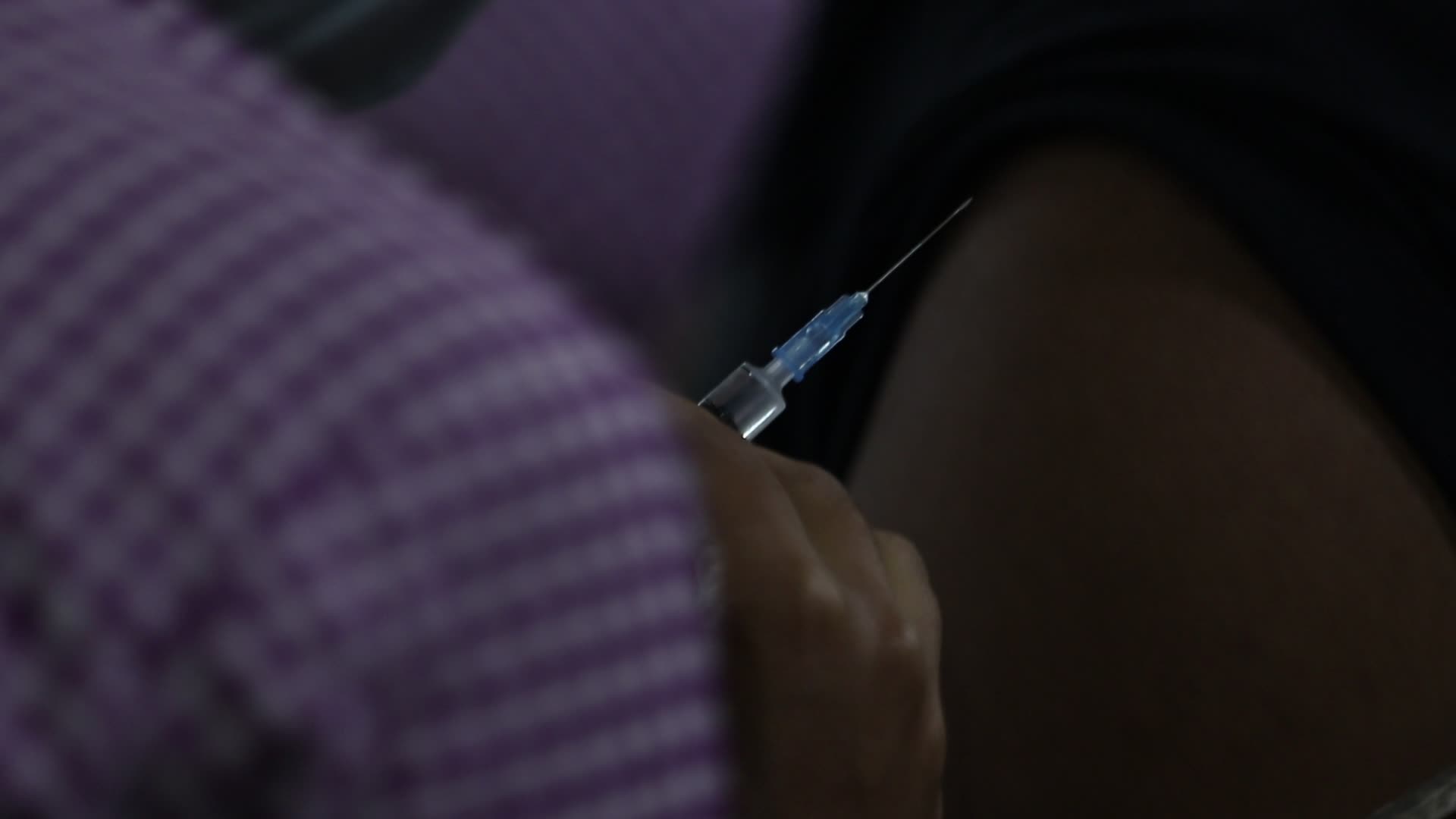 Coronavirus vaccination in Mumbai, India
