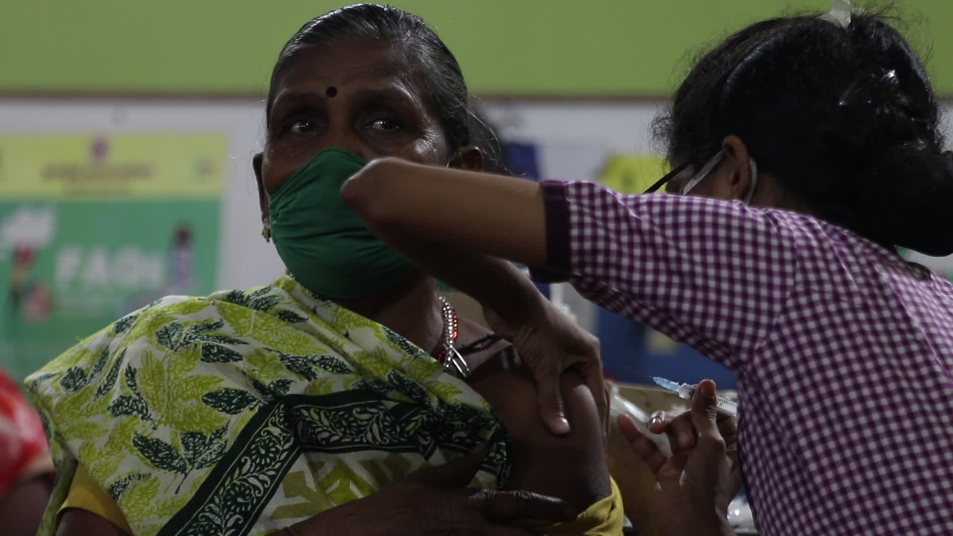Coronavirus vaccination in Mumbai, India