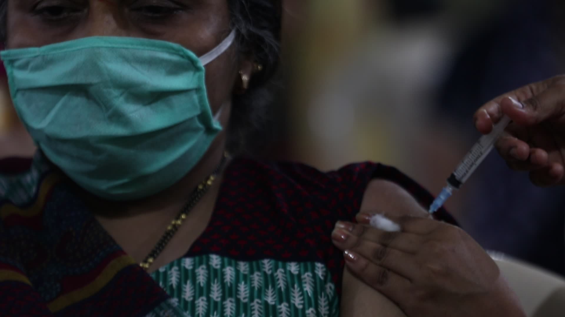 Coronavirus vaccination in Mumbai, India