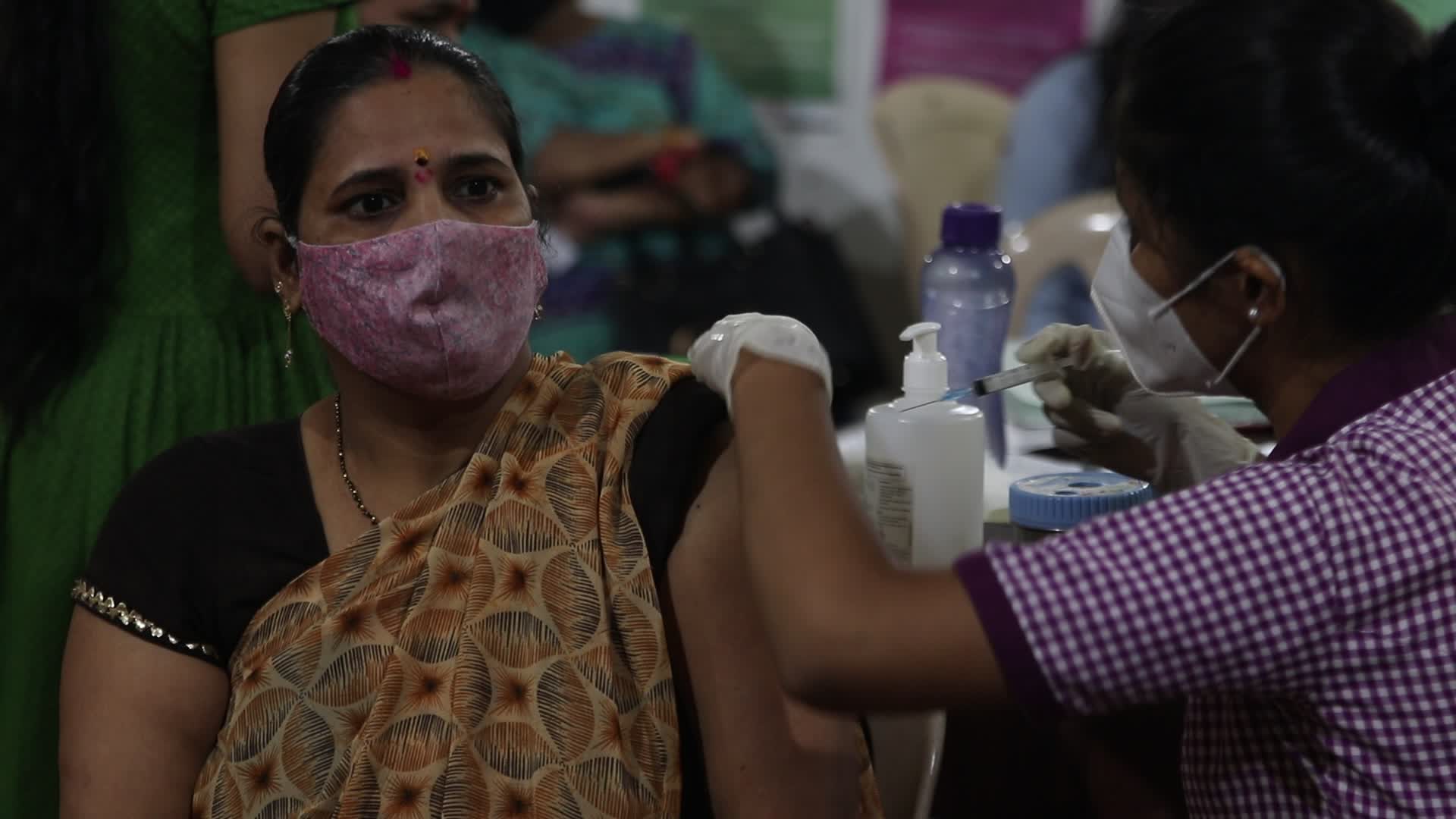 Coronavirus vaccination in Mumbai, India