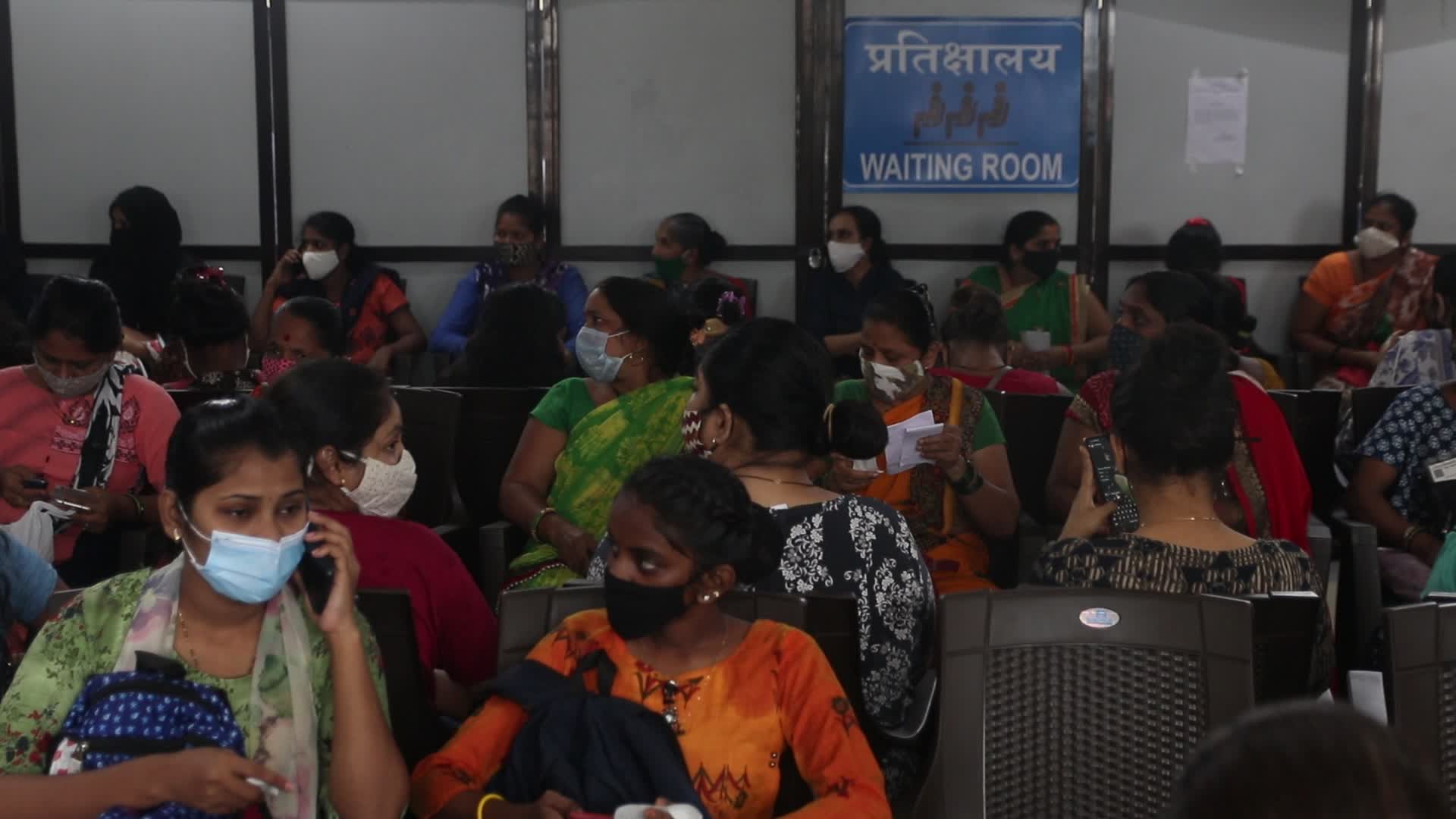 Coronavirus vaccination in Mumbai, India
