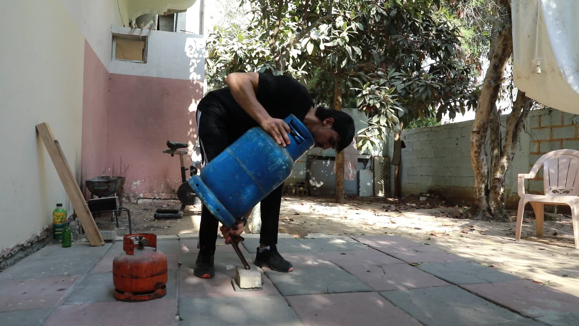 Art of balance in Beit Hanun in Gaza Strip