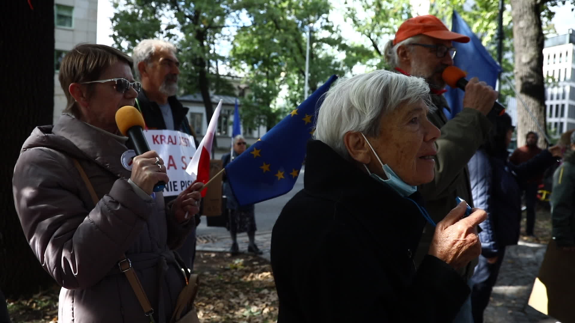 Rally at Constitutional Tribunal in Warsaw over primacy of EU law